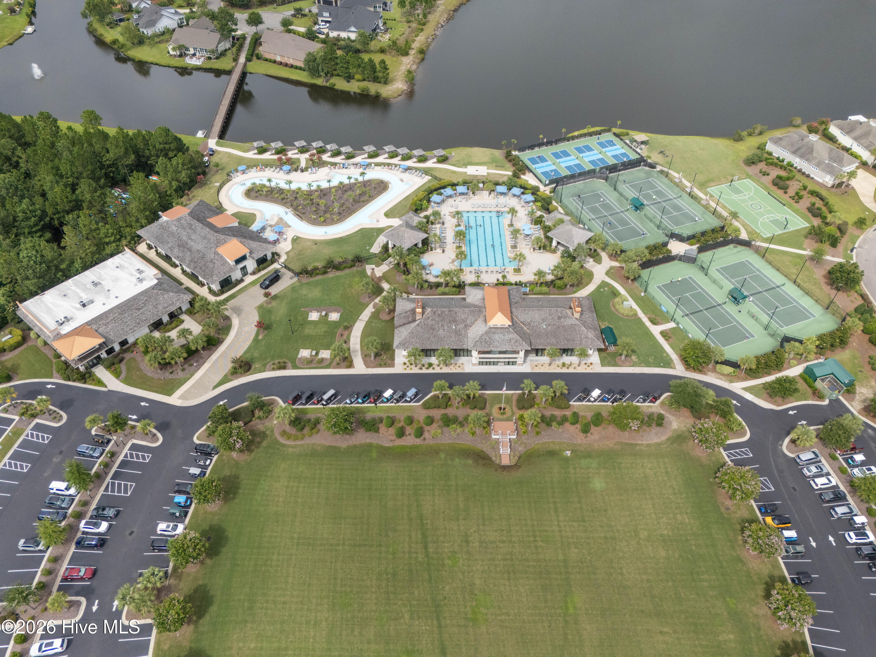 8241 Egret Pointe NE