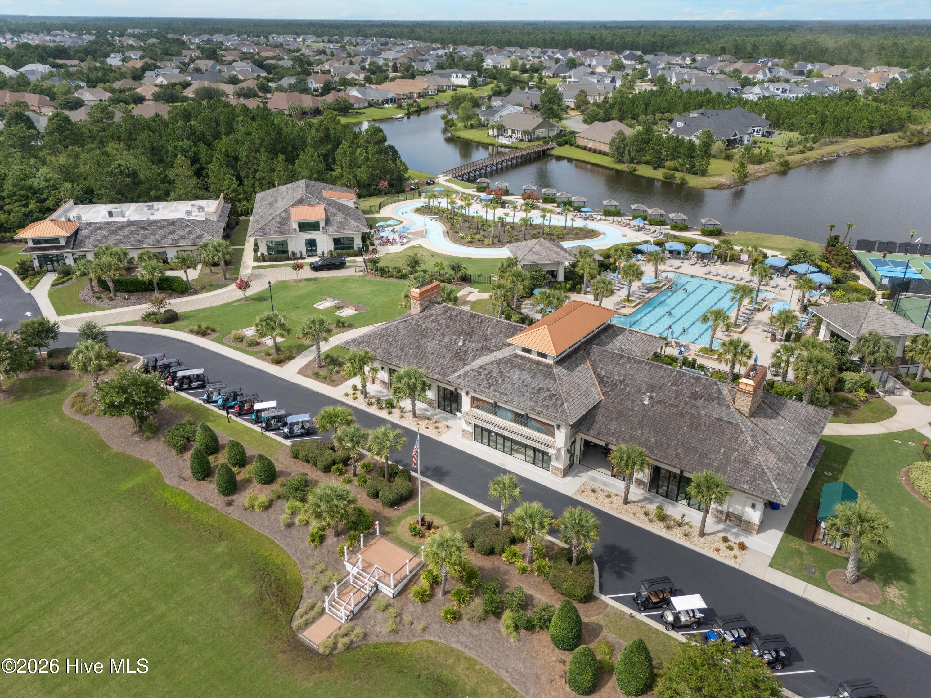 8241 Egret Pointe NE