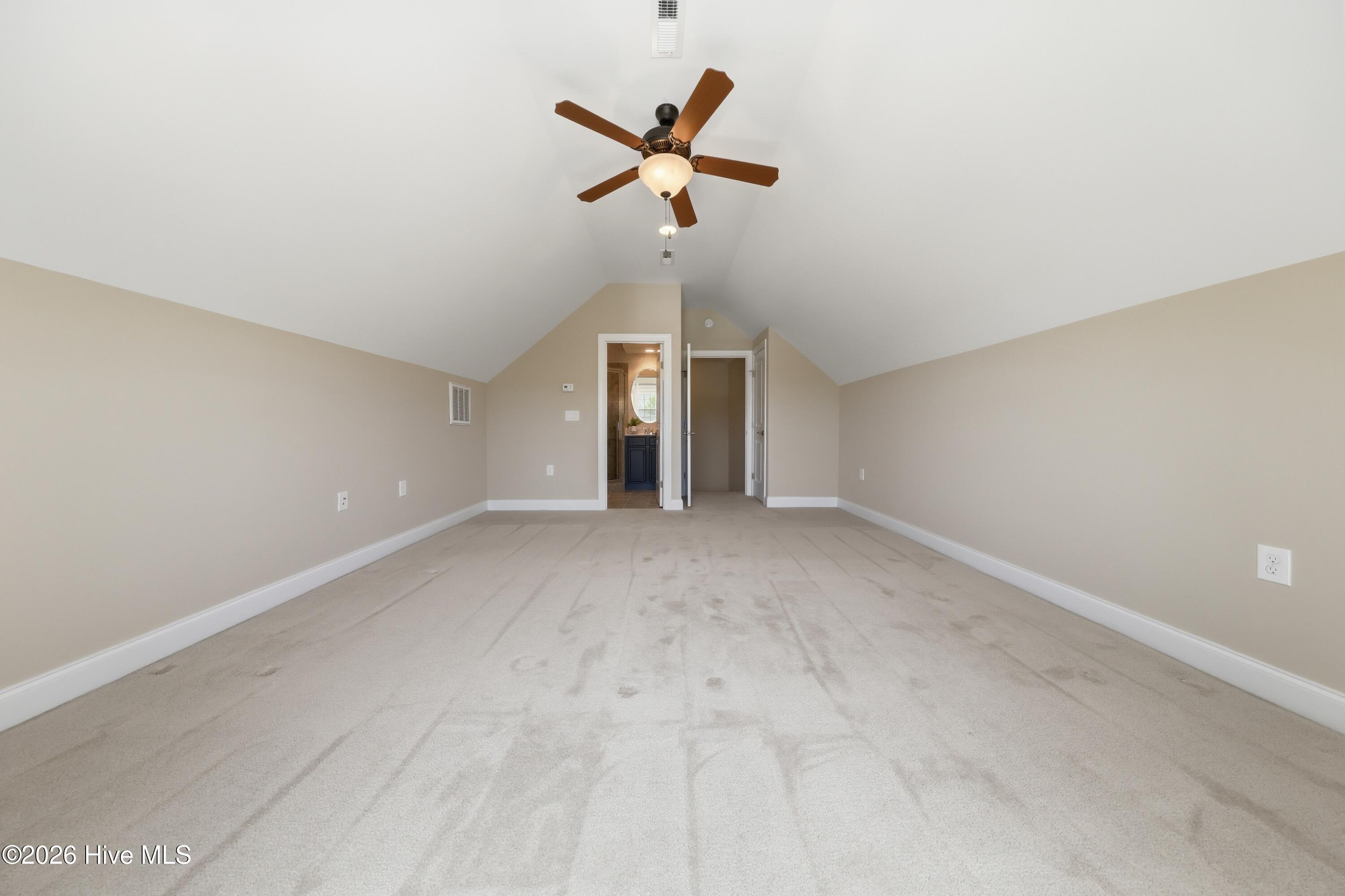 8241 Egret Pointe NE