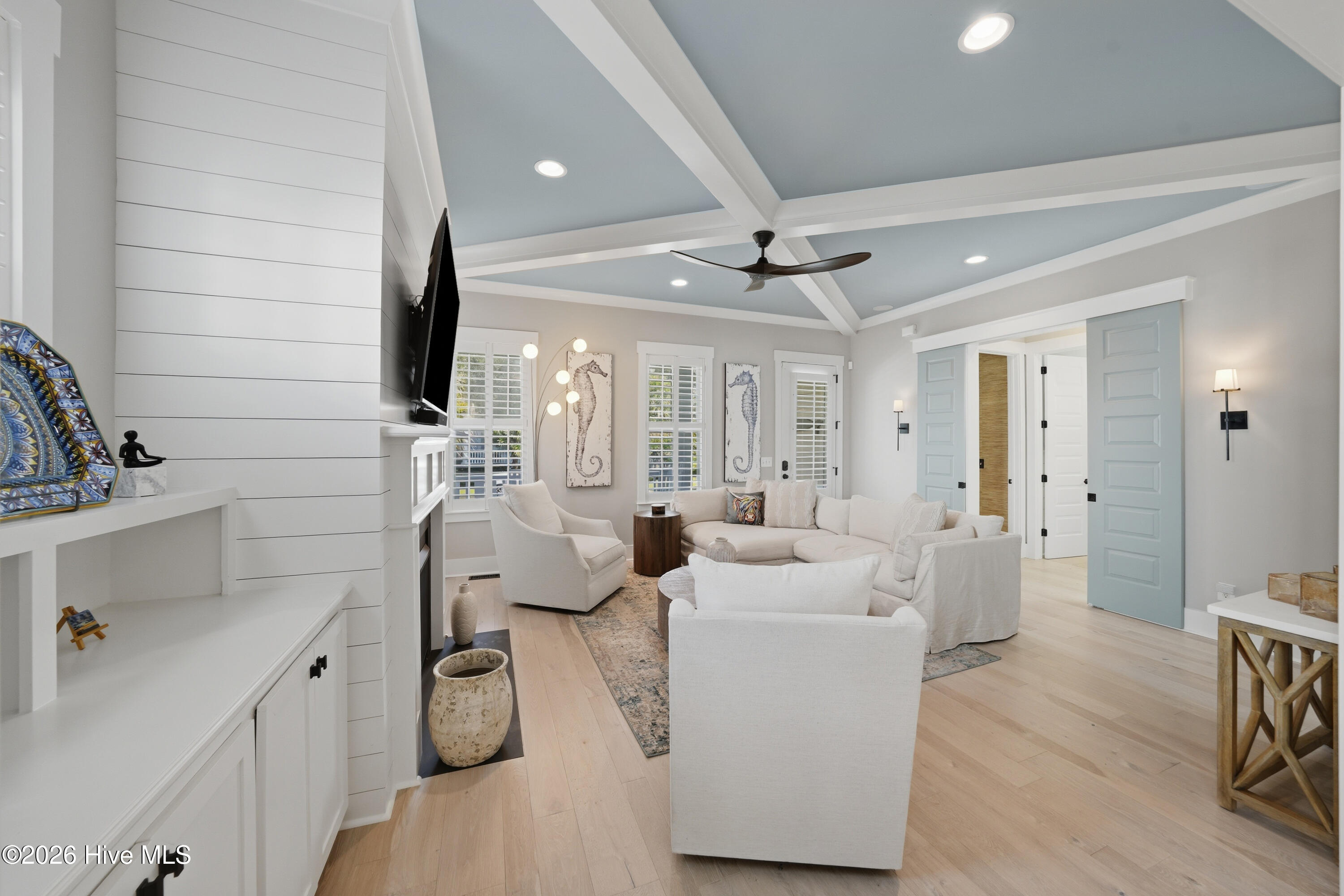 6517 Chalfont Circle