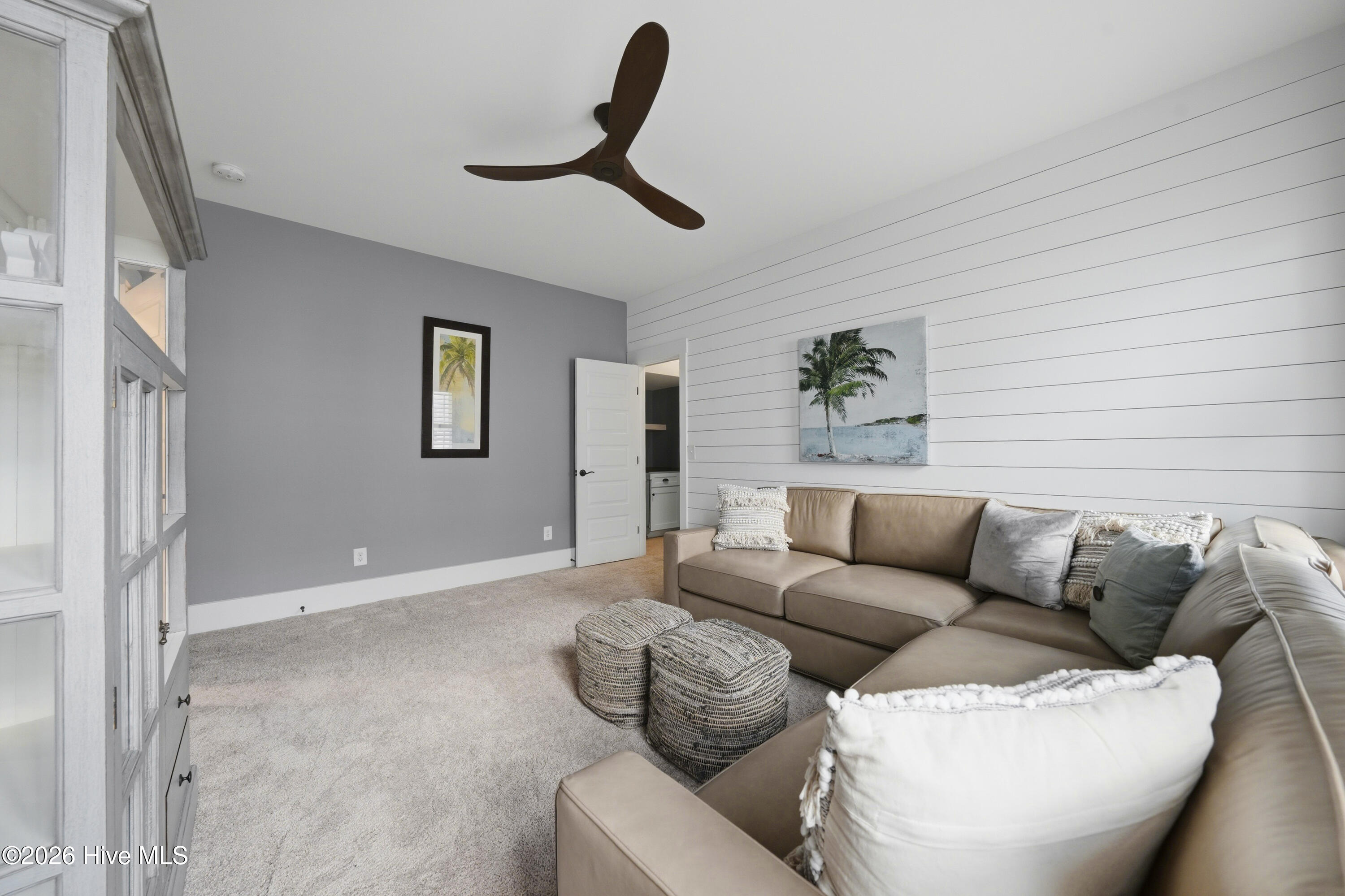6517 Chalfont Circle