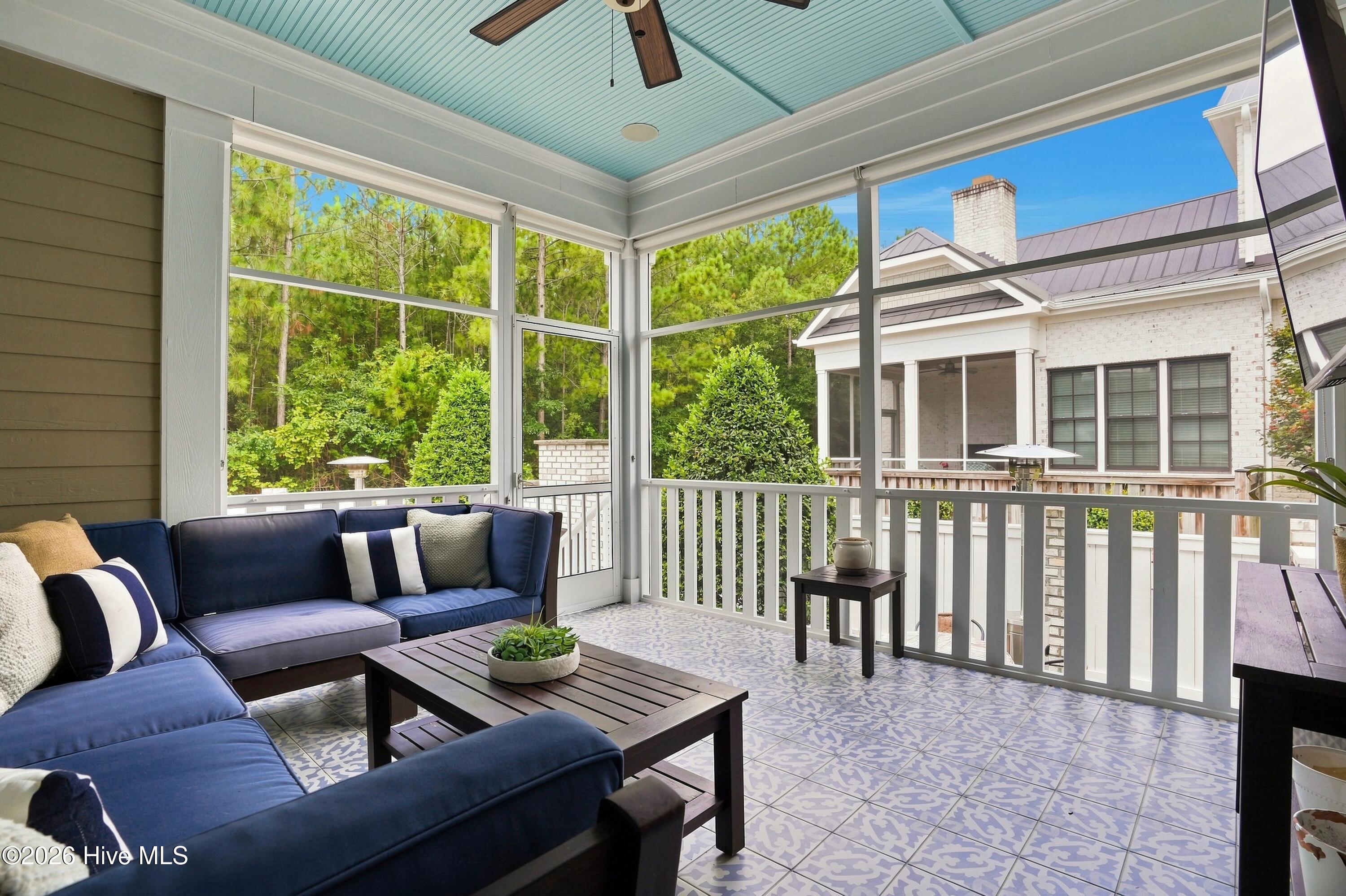 6517 Chalfont Circle
