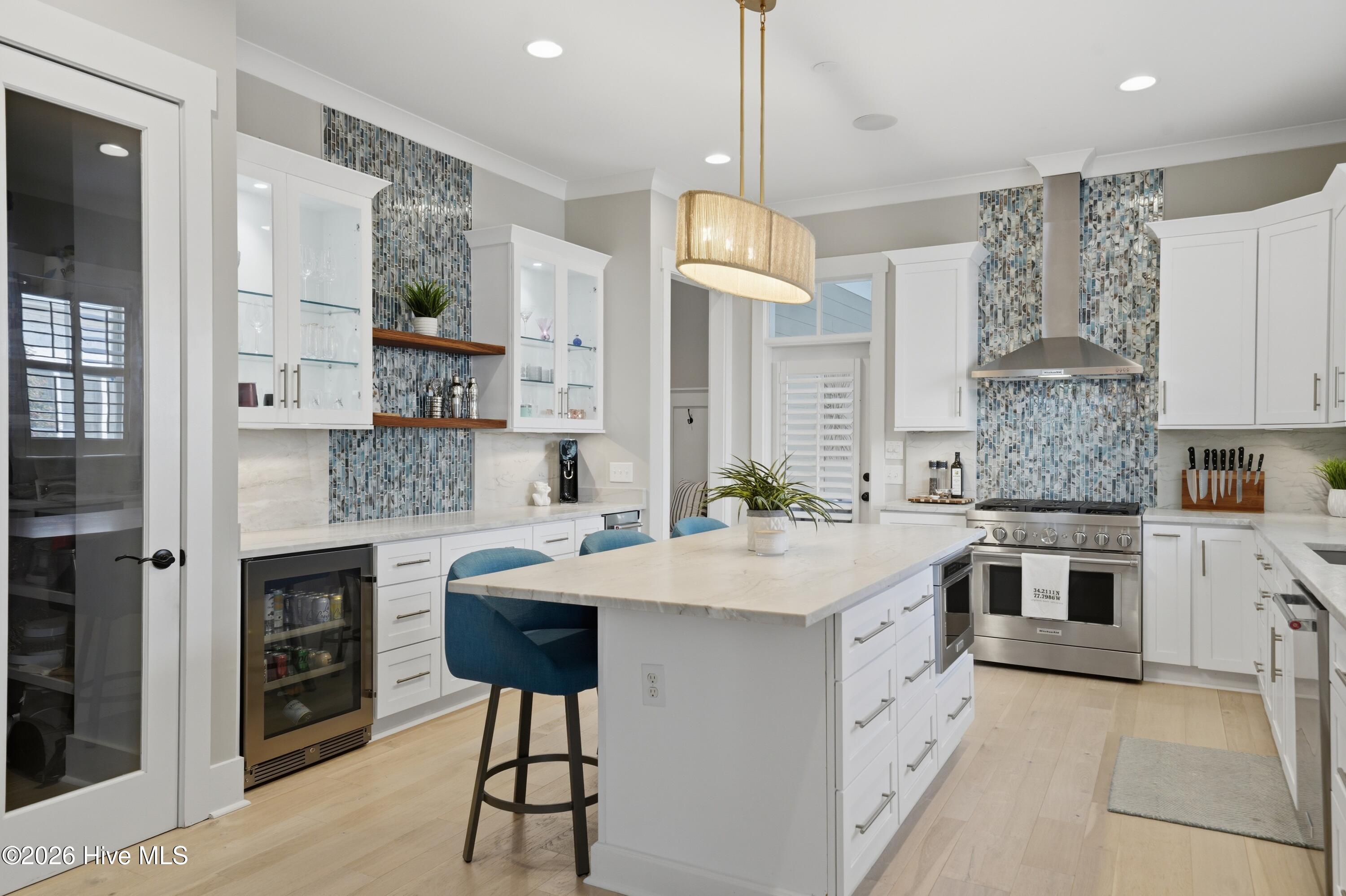 6517 Chalfont Circle