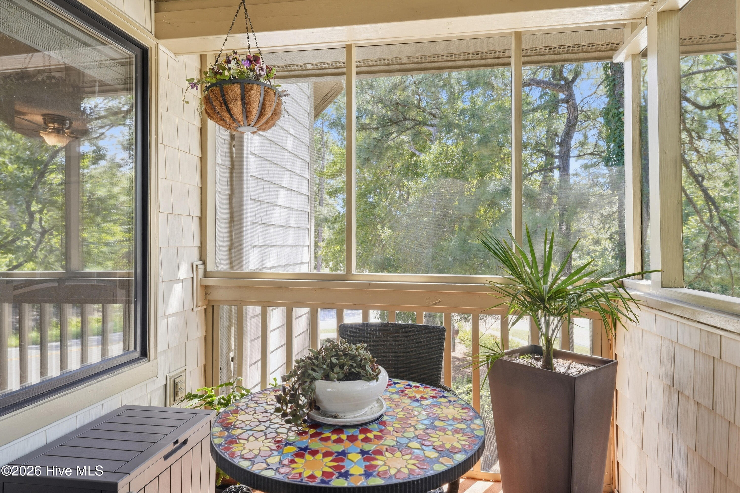 115 Longstreet Drive Apt 208