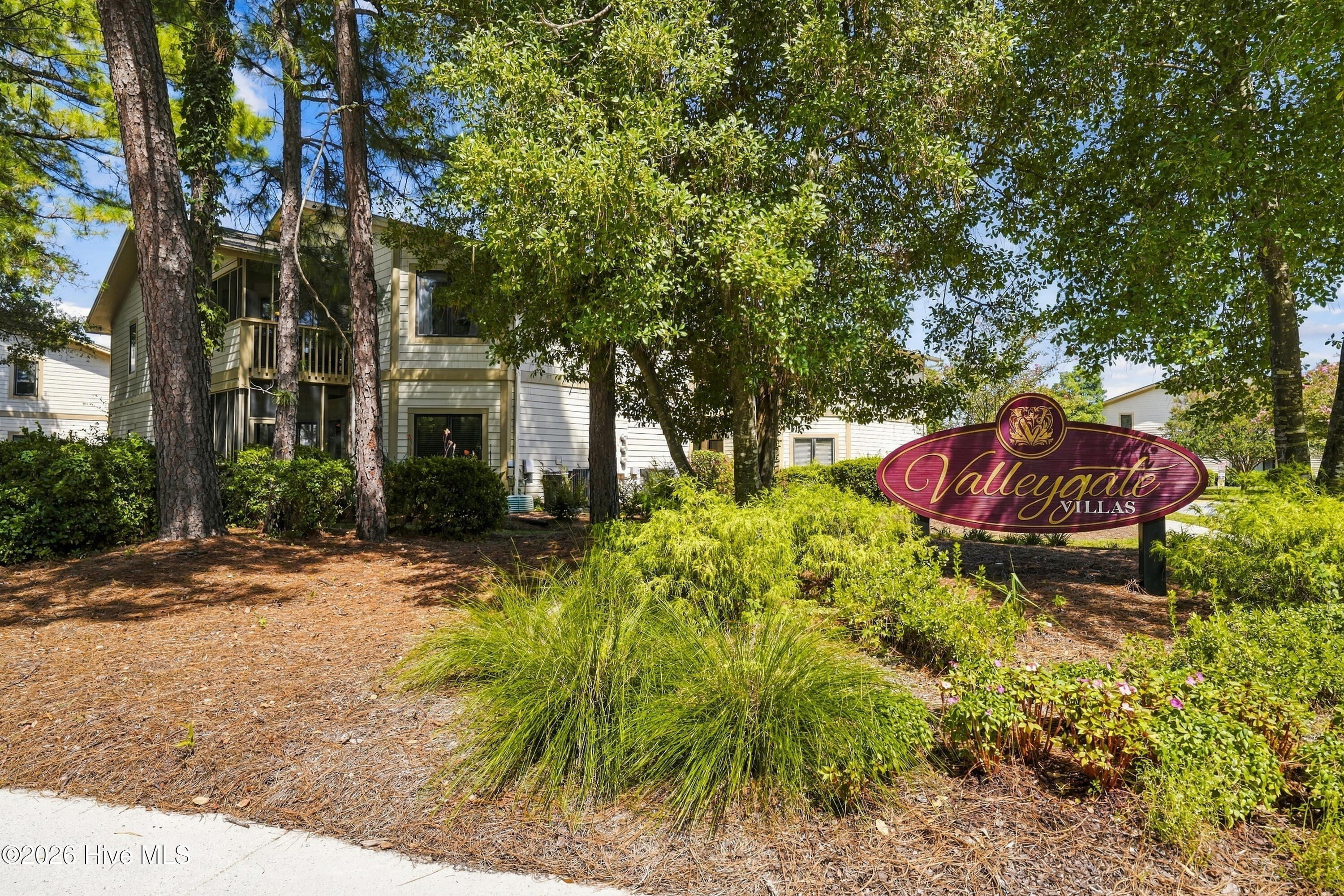 115 Longstreet Drive Apt 208