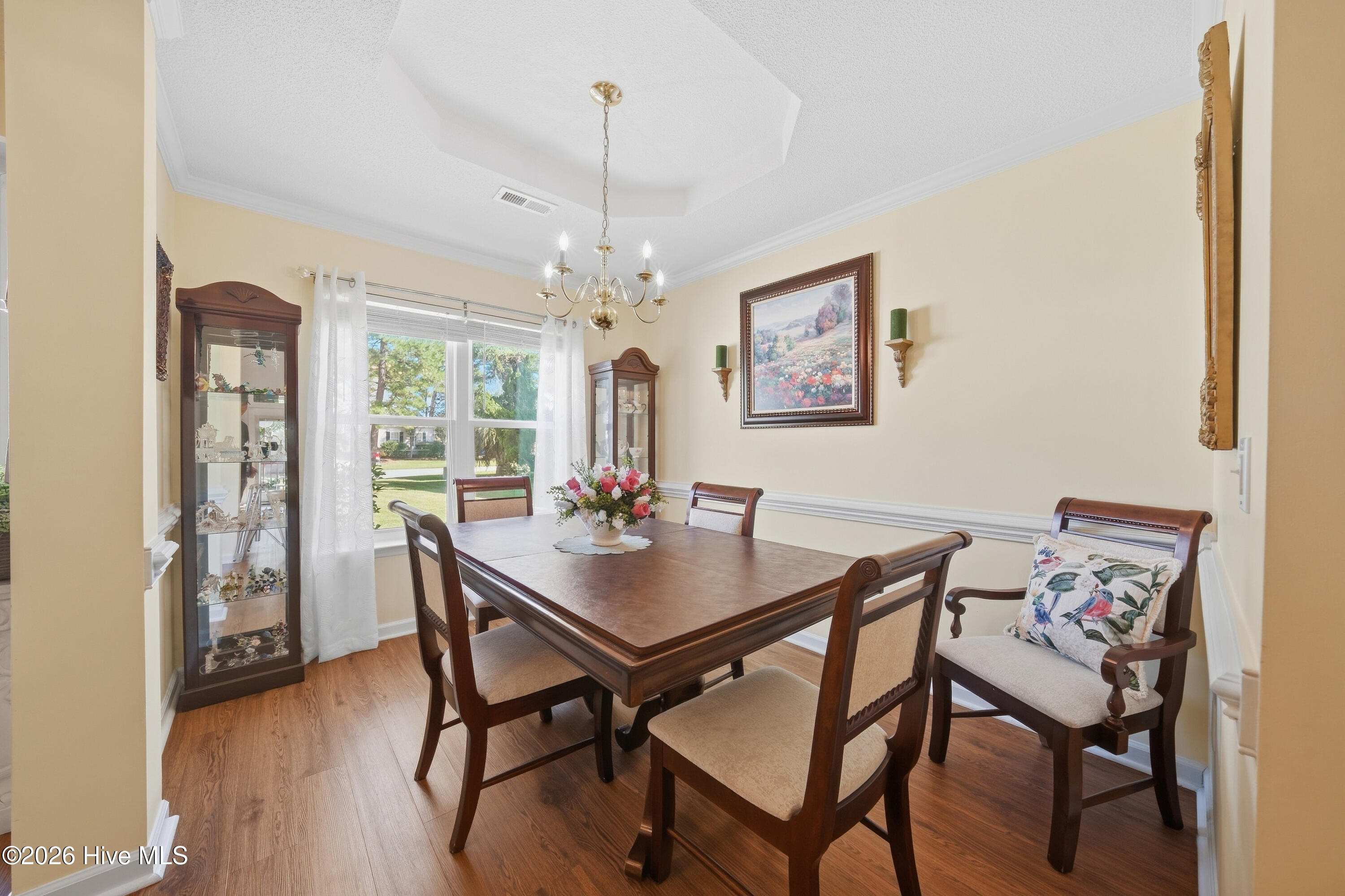 5002 Blue Grass Court