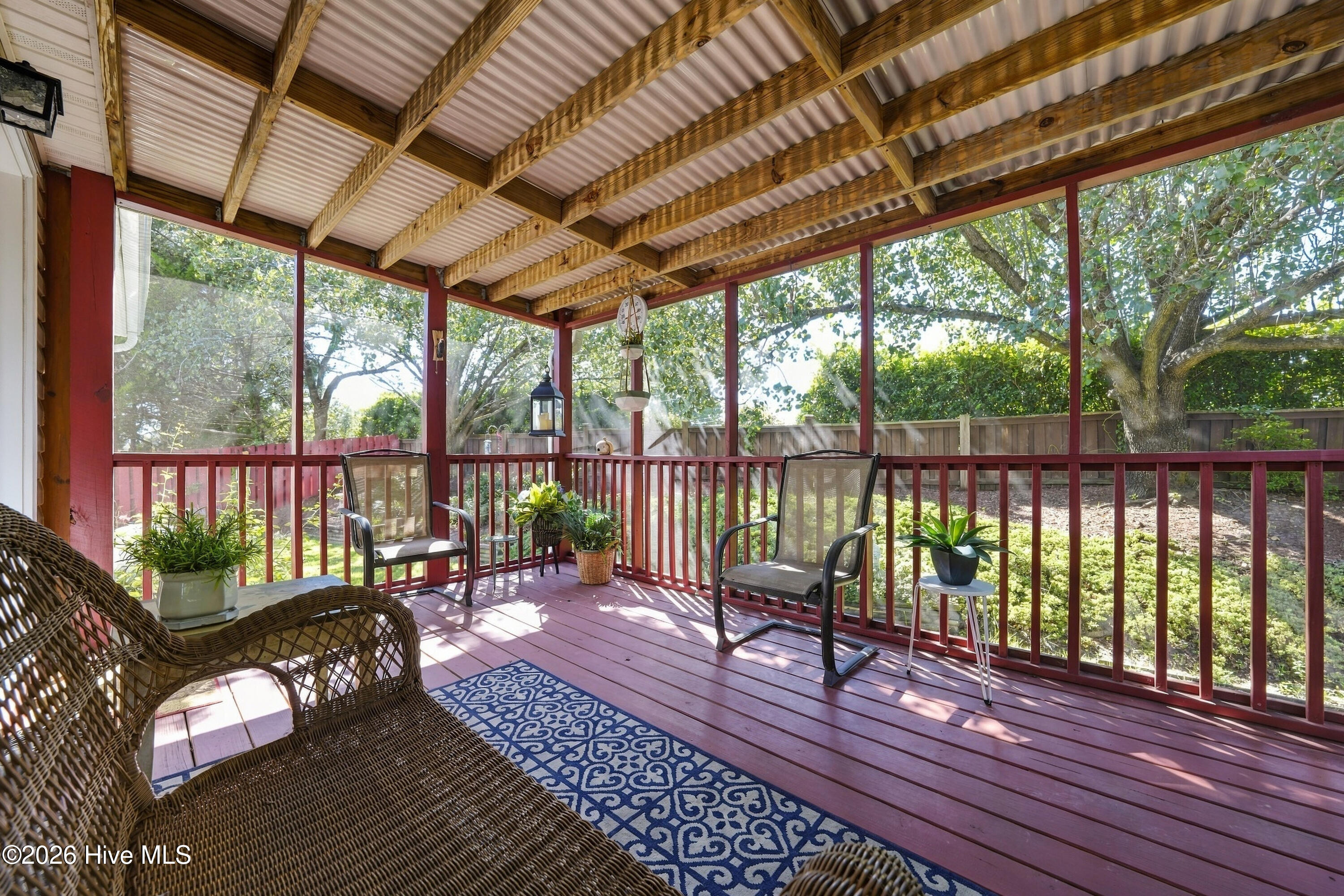 5002 Blue Grass Court