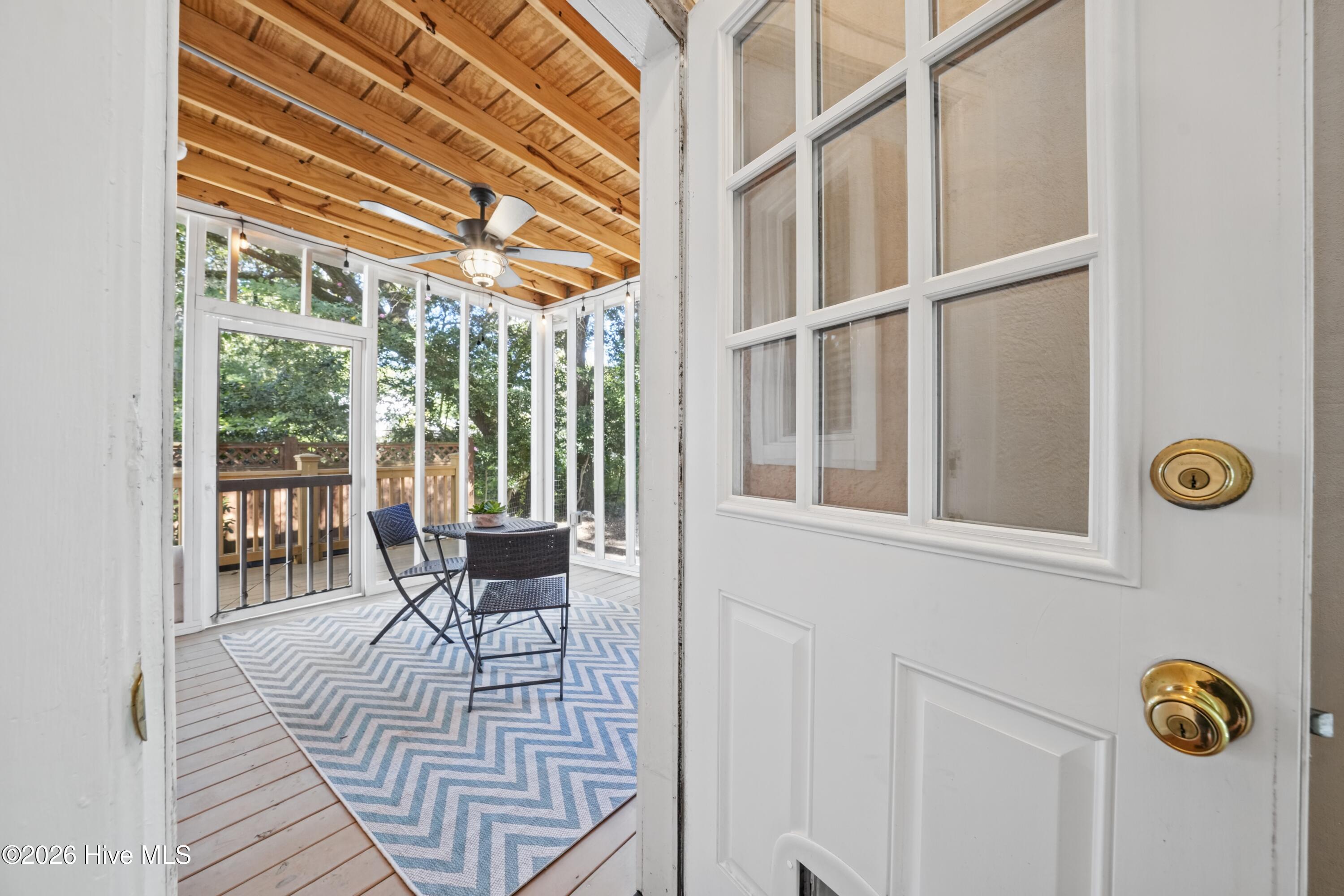 1411 Hawthorne Road