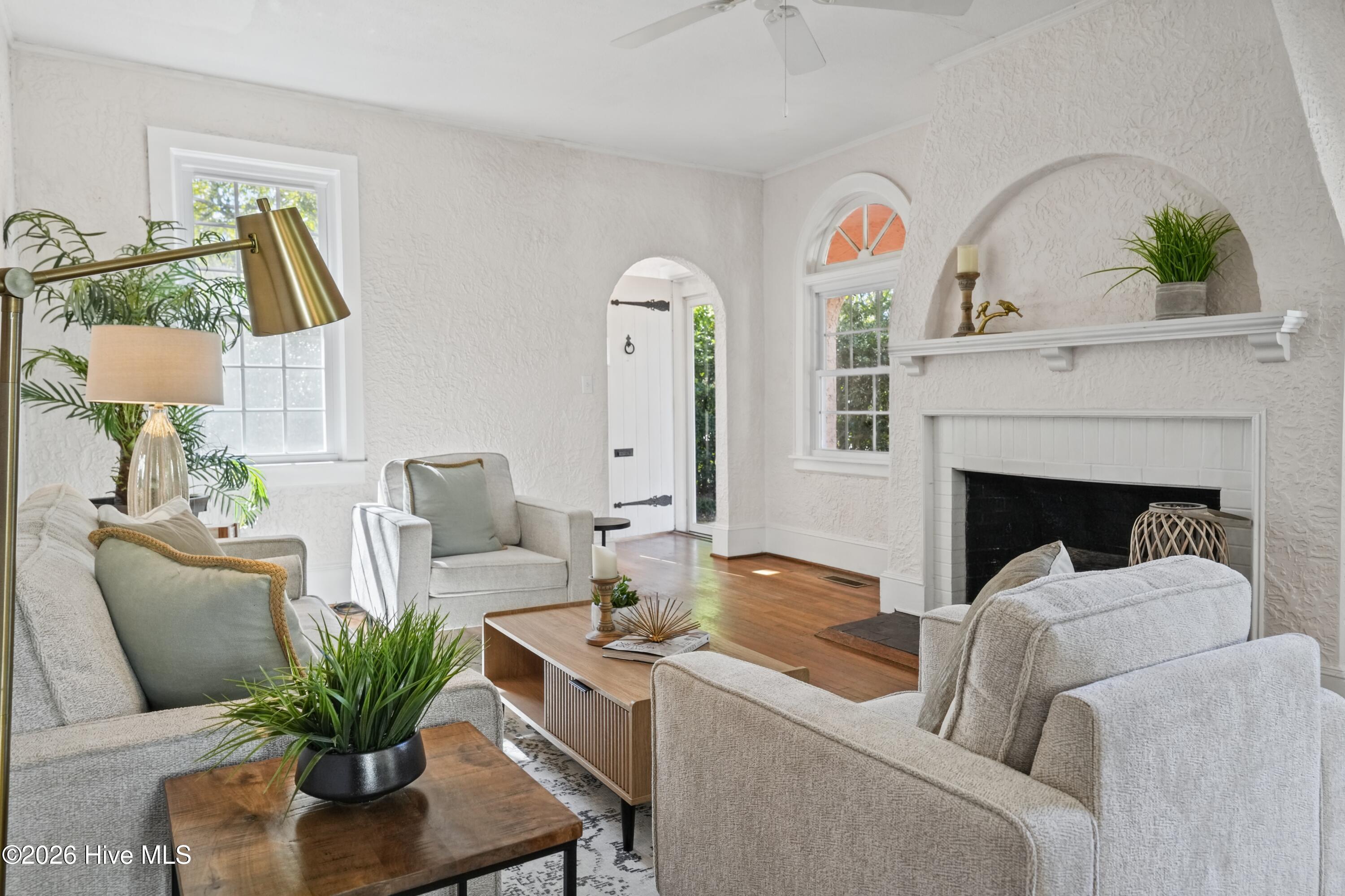 1411 Hawthorne Road