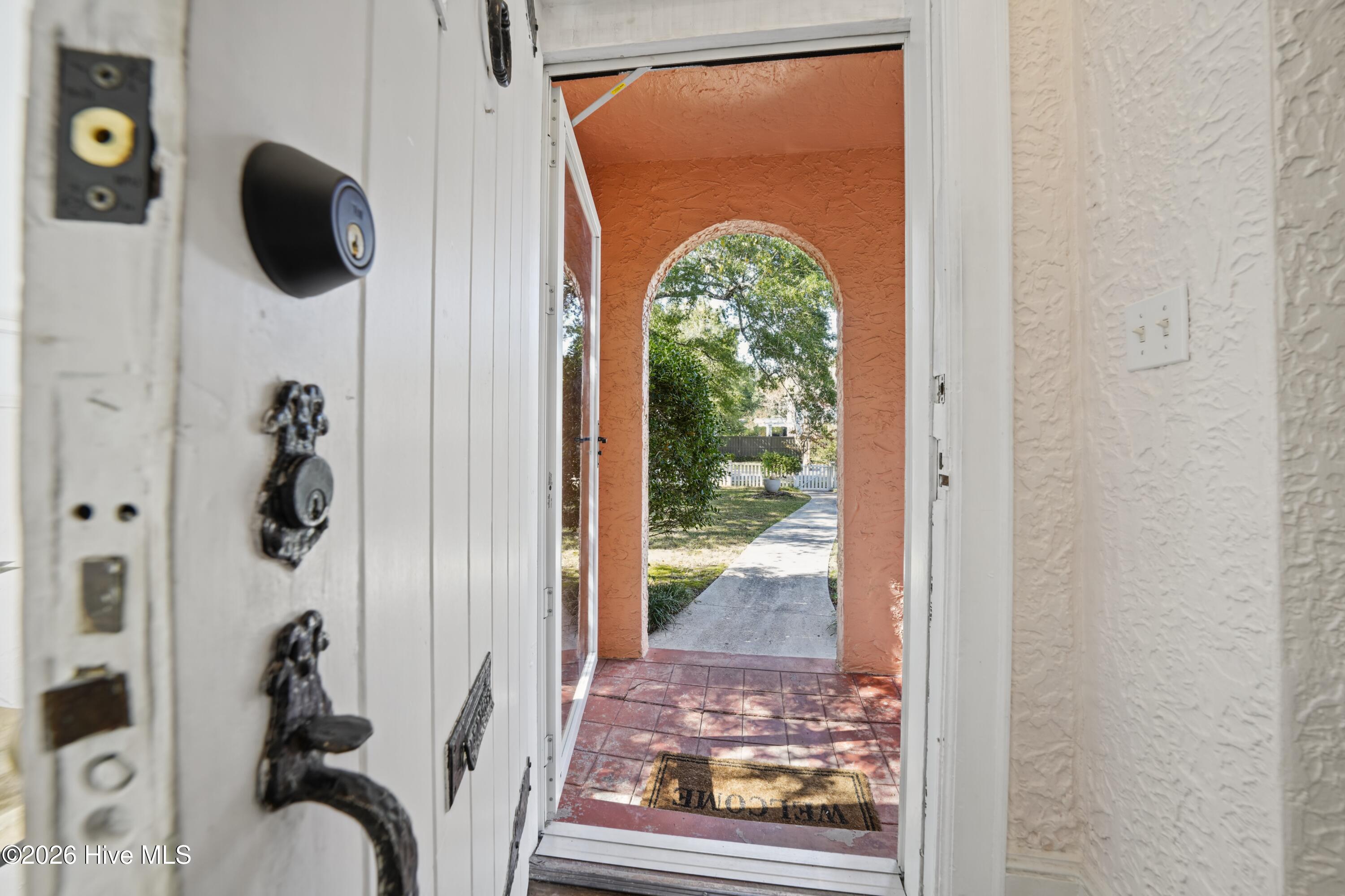 1411 Hawthorne Road