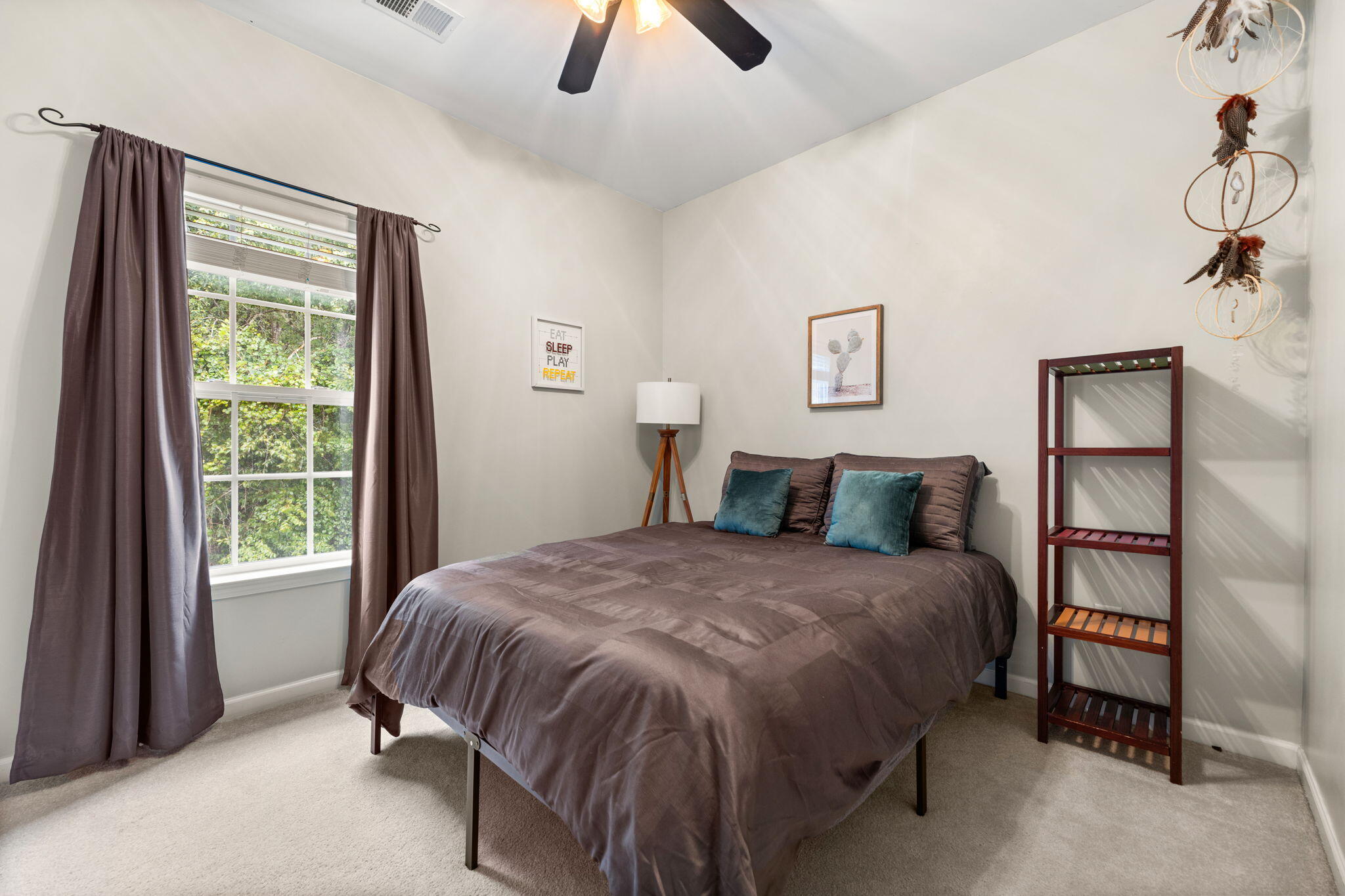 5253 Lenora Drive