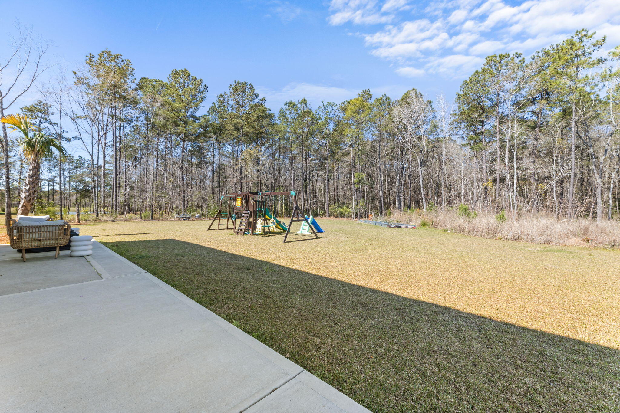 547 Pontoon Road