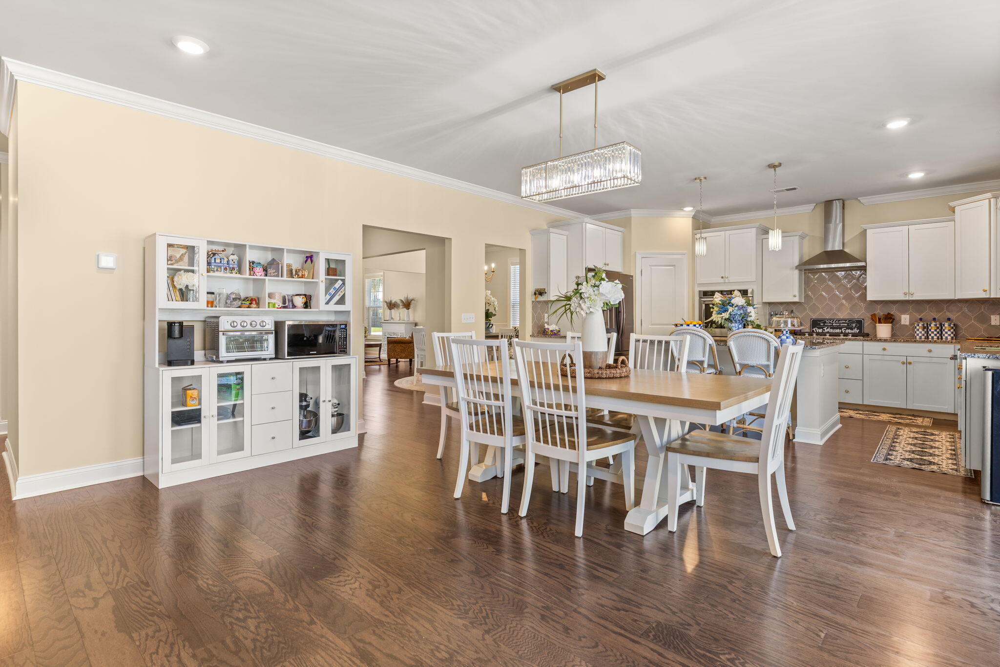 547 Pontoon Road