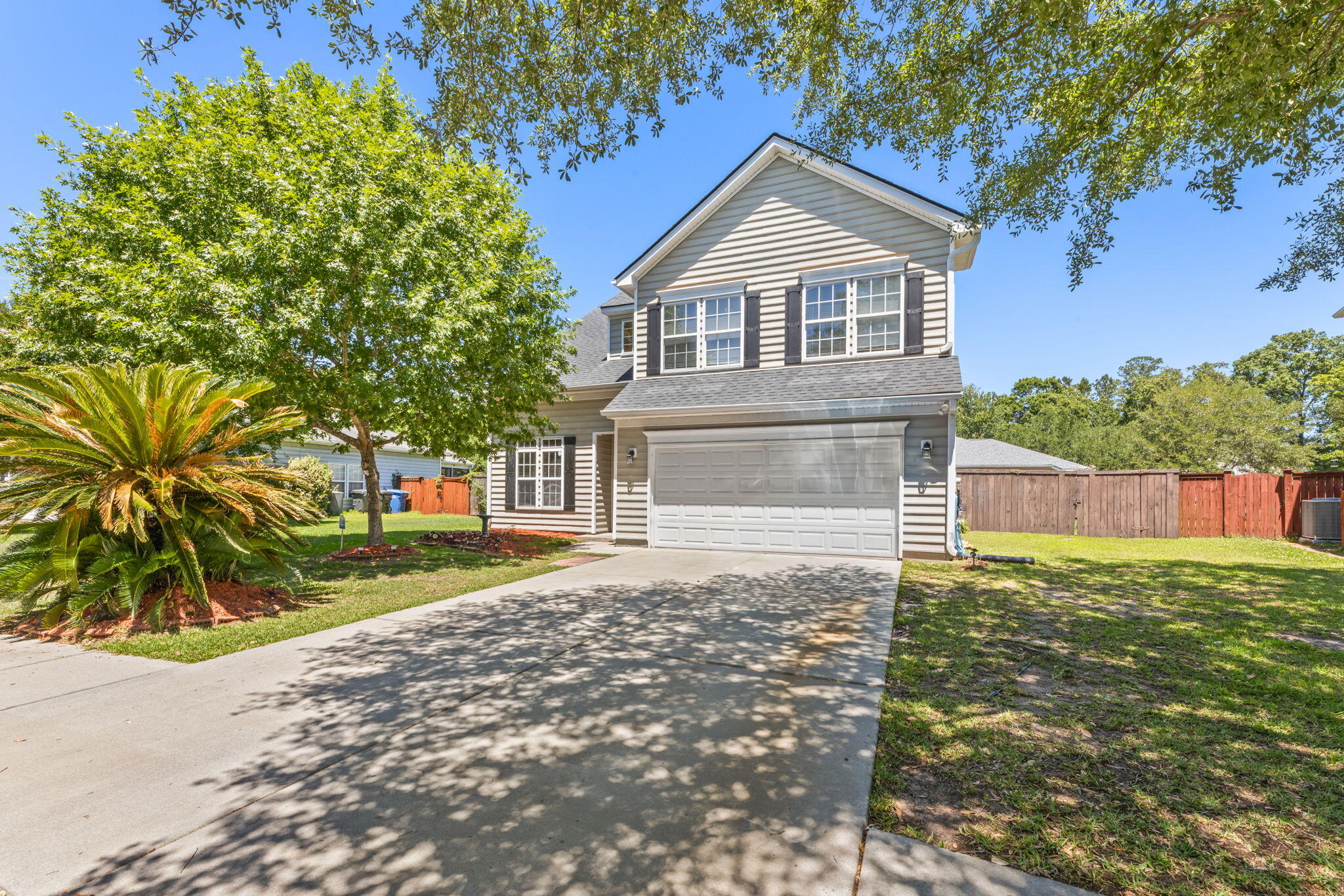 9404 Divot Lane