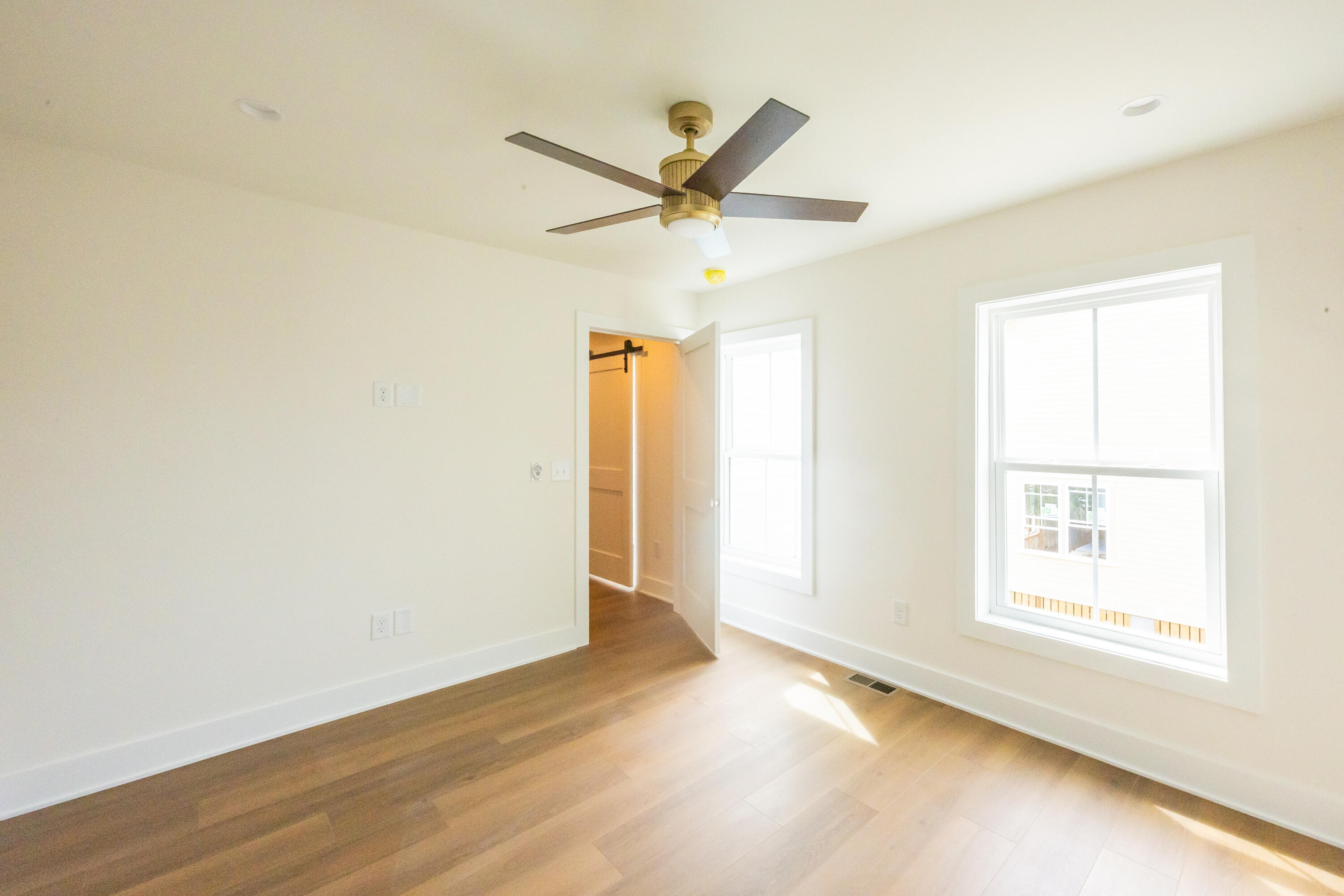 42 Cooper Street # C