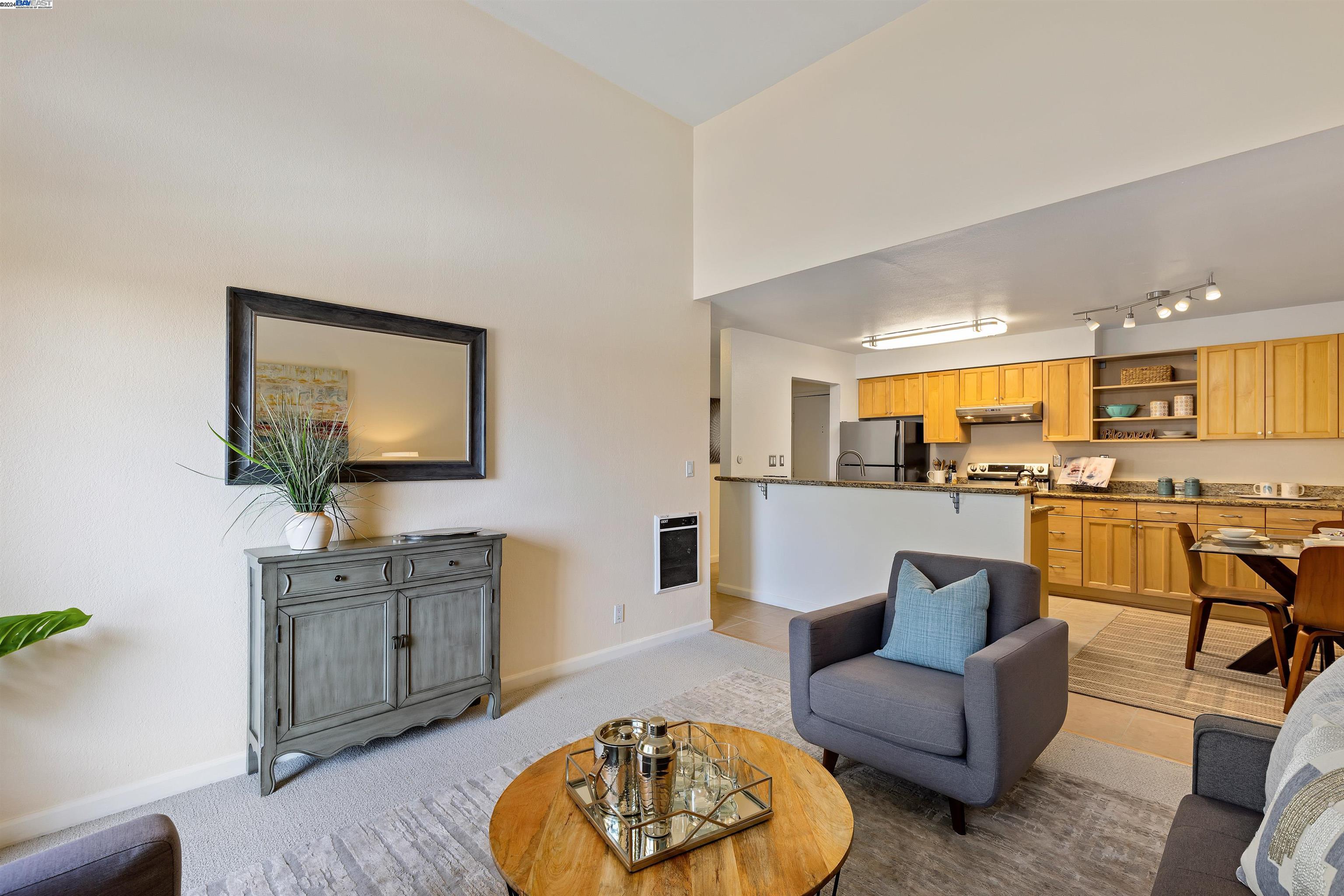 466 Crescent Street # 313