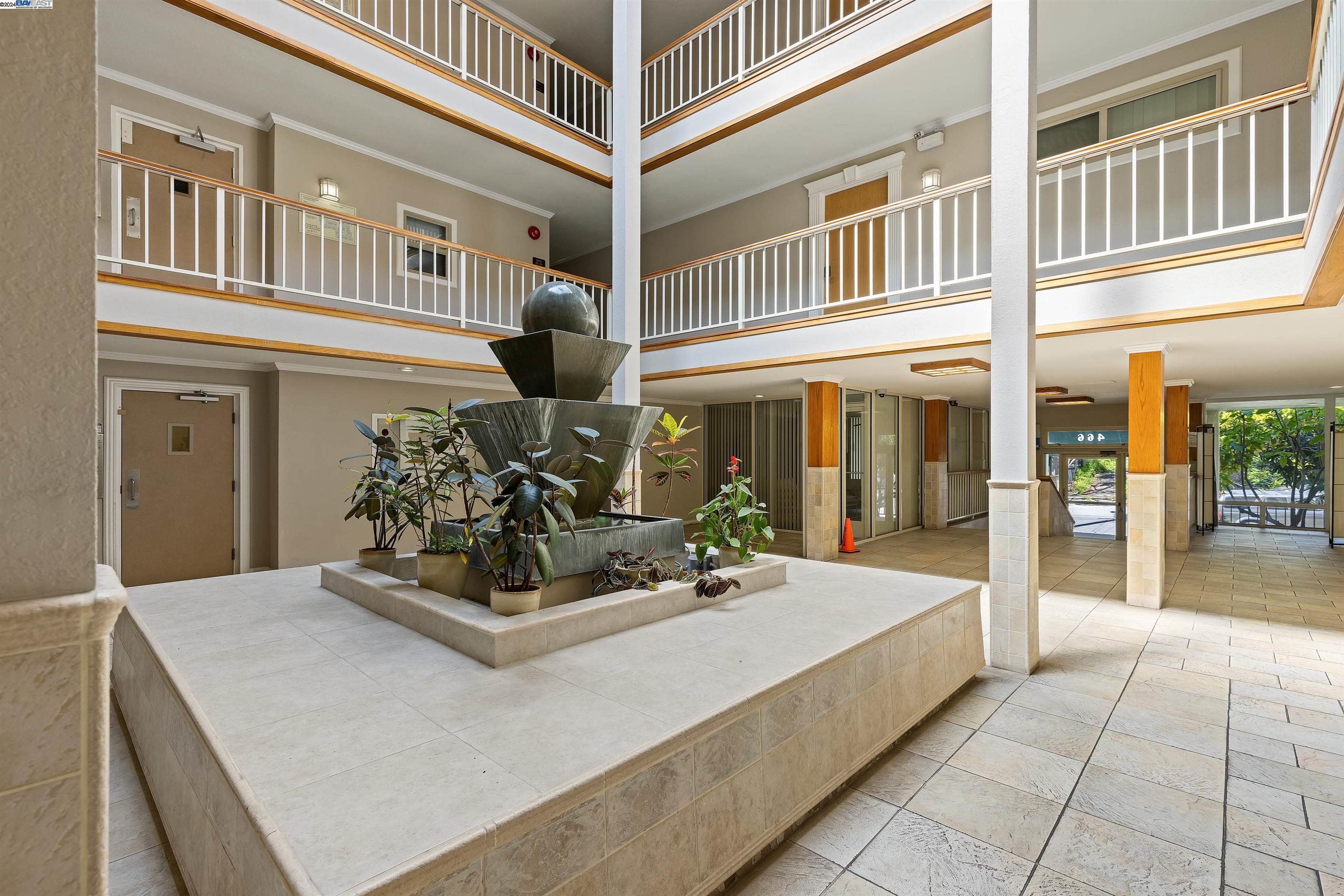 466 Crescent Street # 313