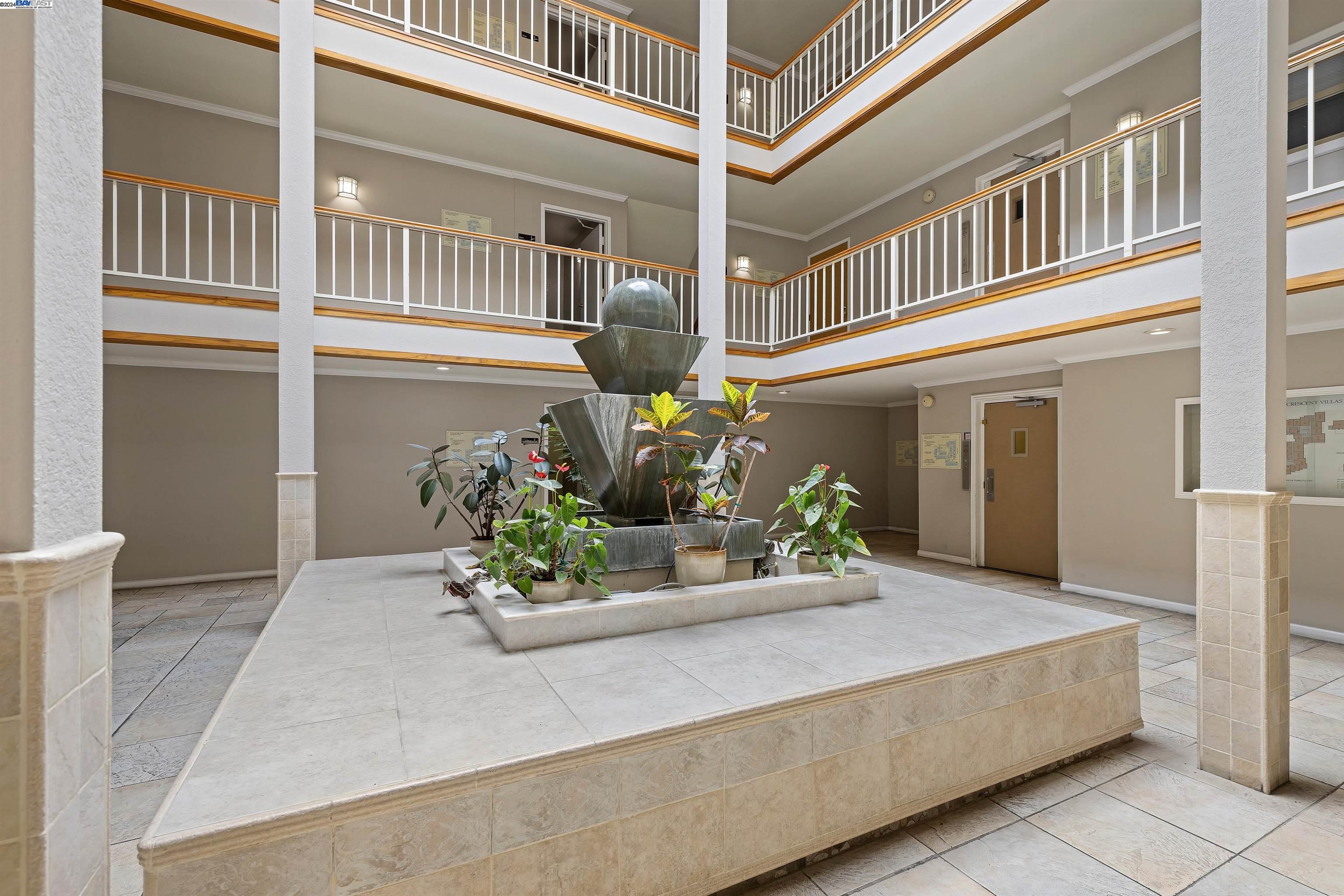 466 Crescent Street # 313