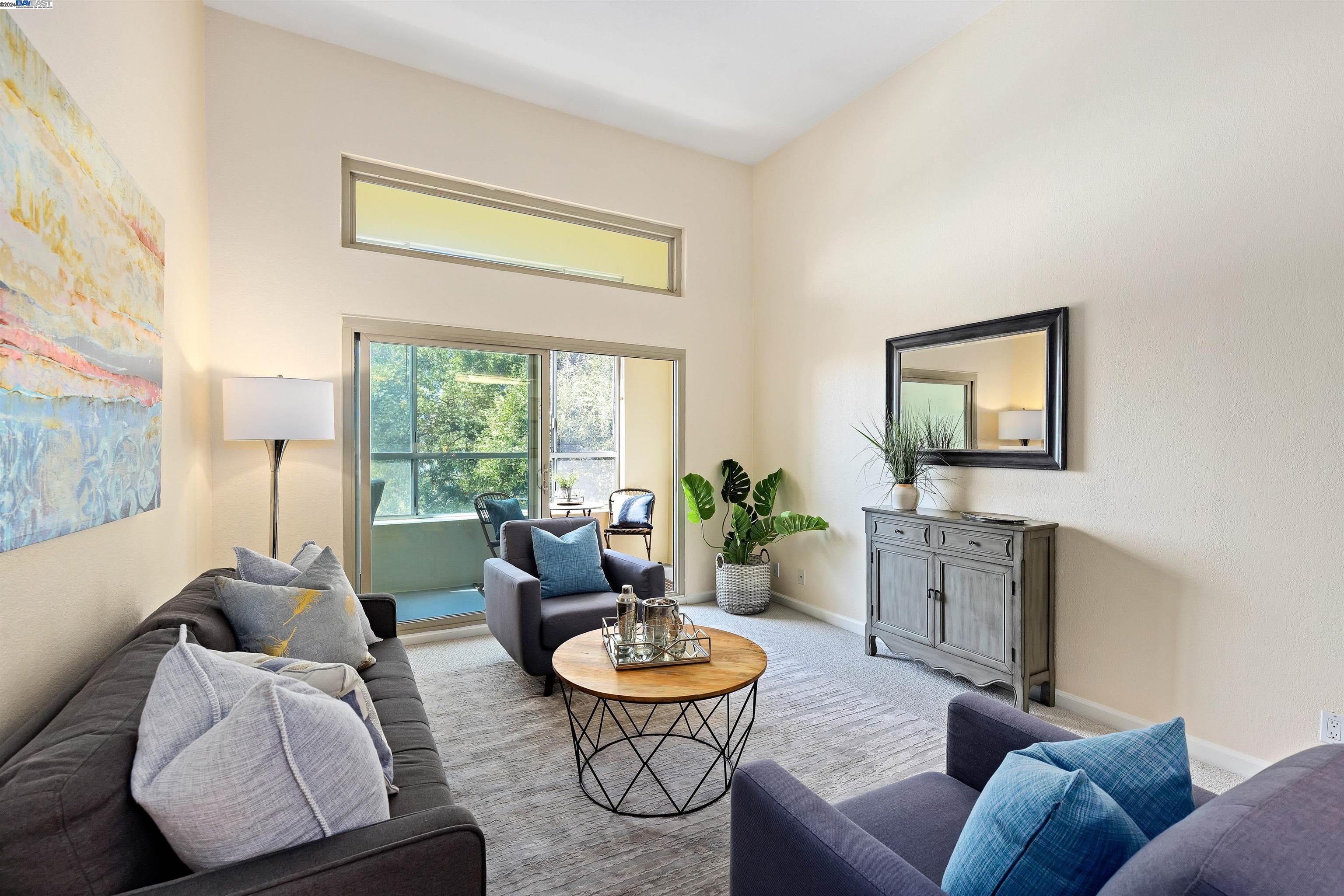 466 Crescent Street # 313