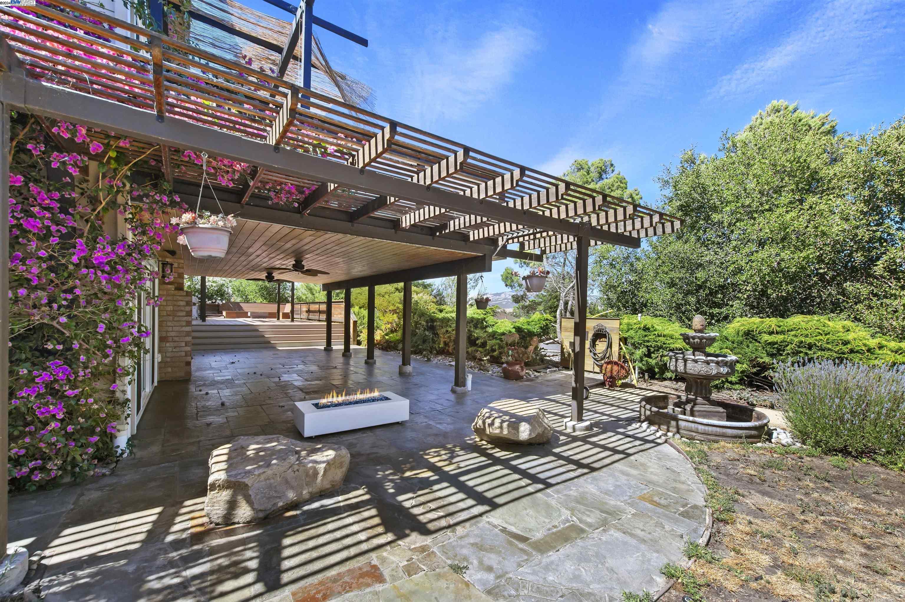 2491 Palmira Place