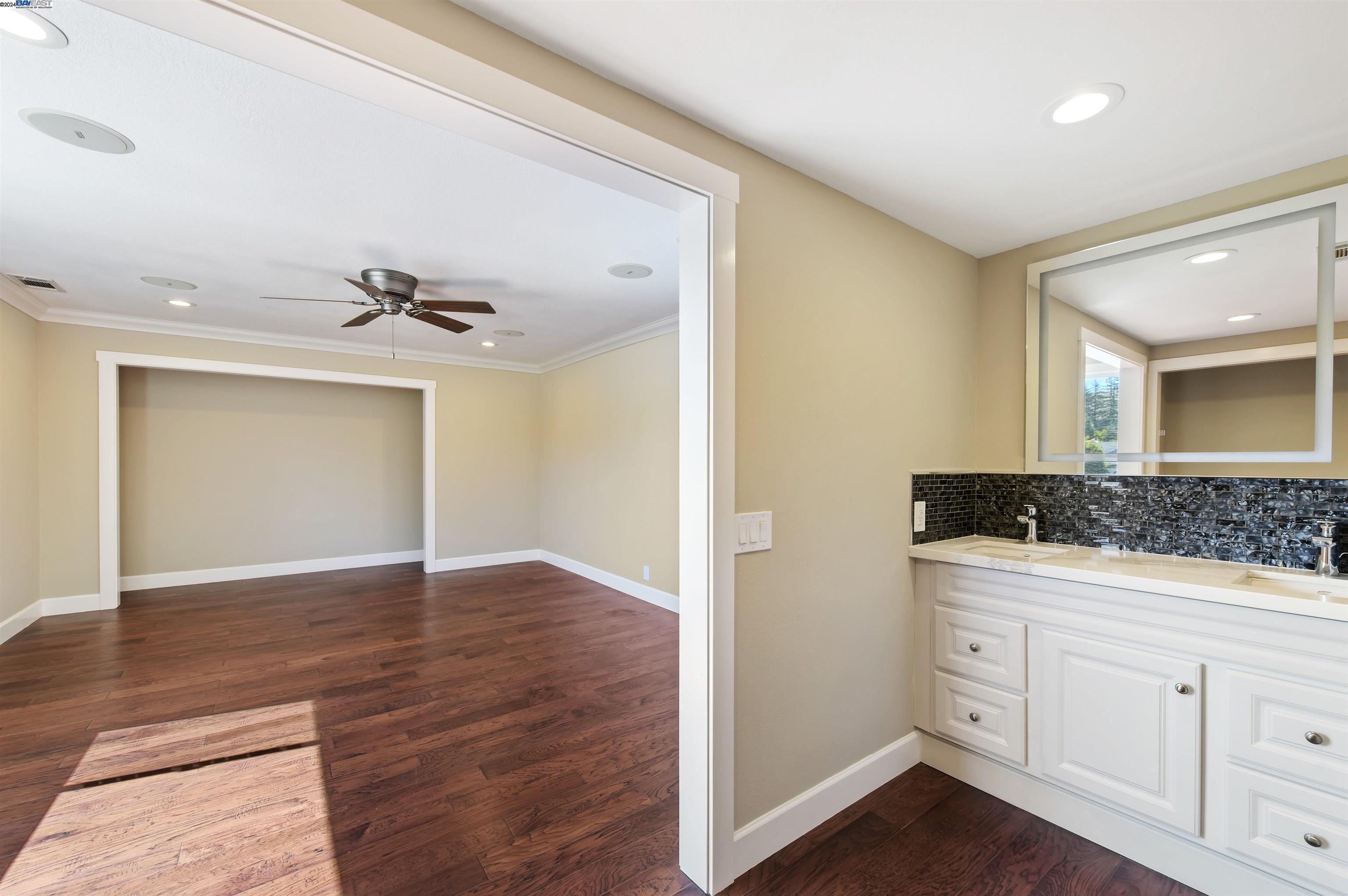 2491 Palmira Place