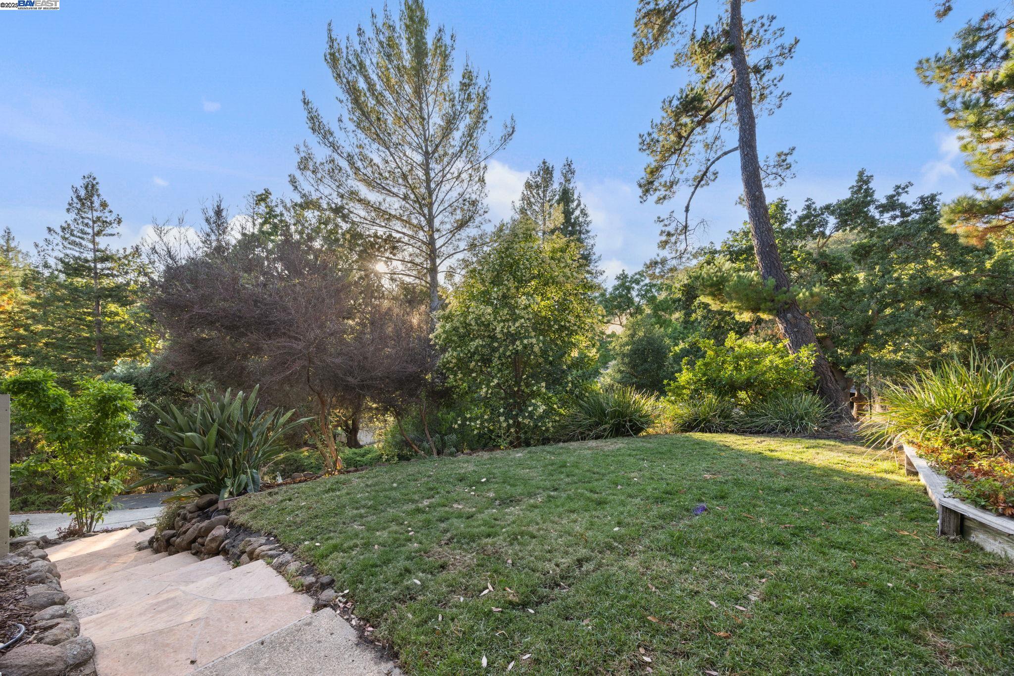 1530 Reliez Valley Rd, Lafayette