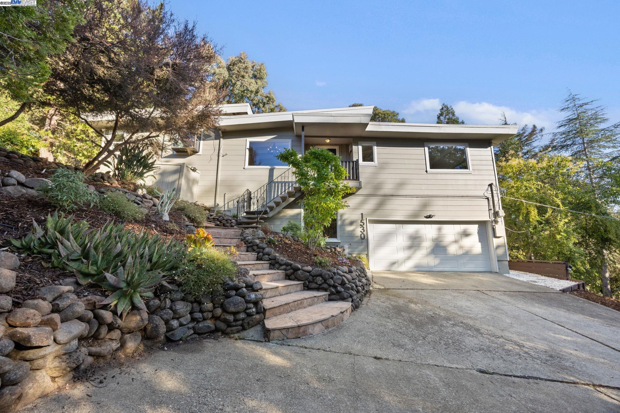 1530 Reliez Valley Rd, Lafayette