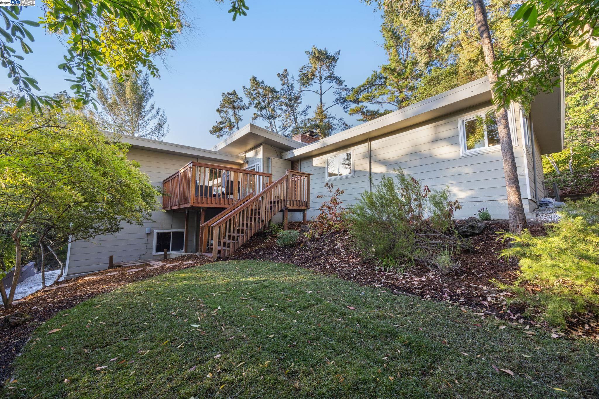 1530 Reliez Valley Rd, Lafayette