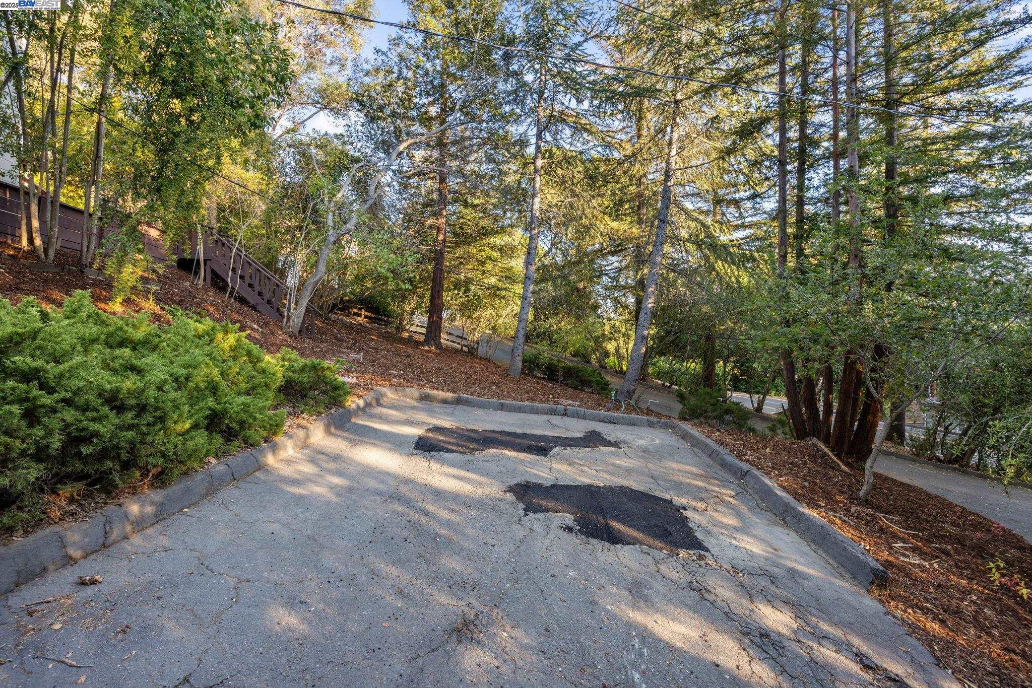 1530 Reliez Valley Rd, Lafayette