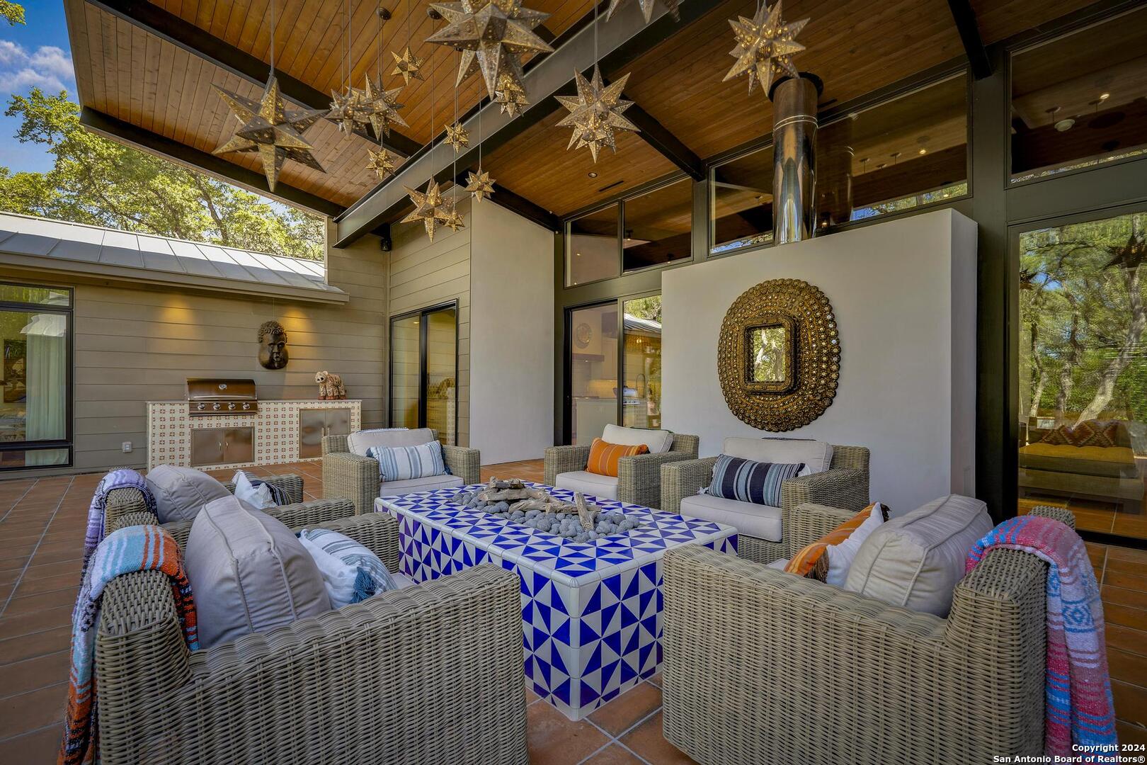 119 Canyon Oaks Dr