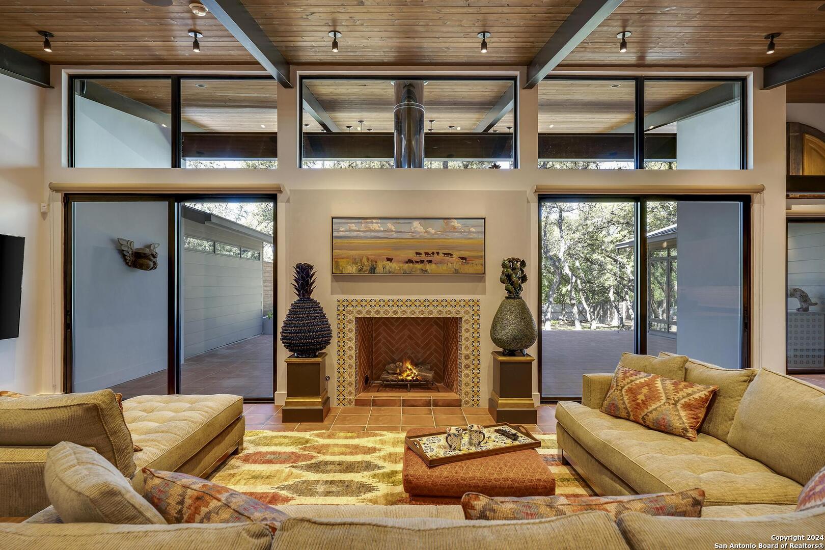 119 Canyon Oaks Dr