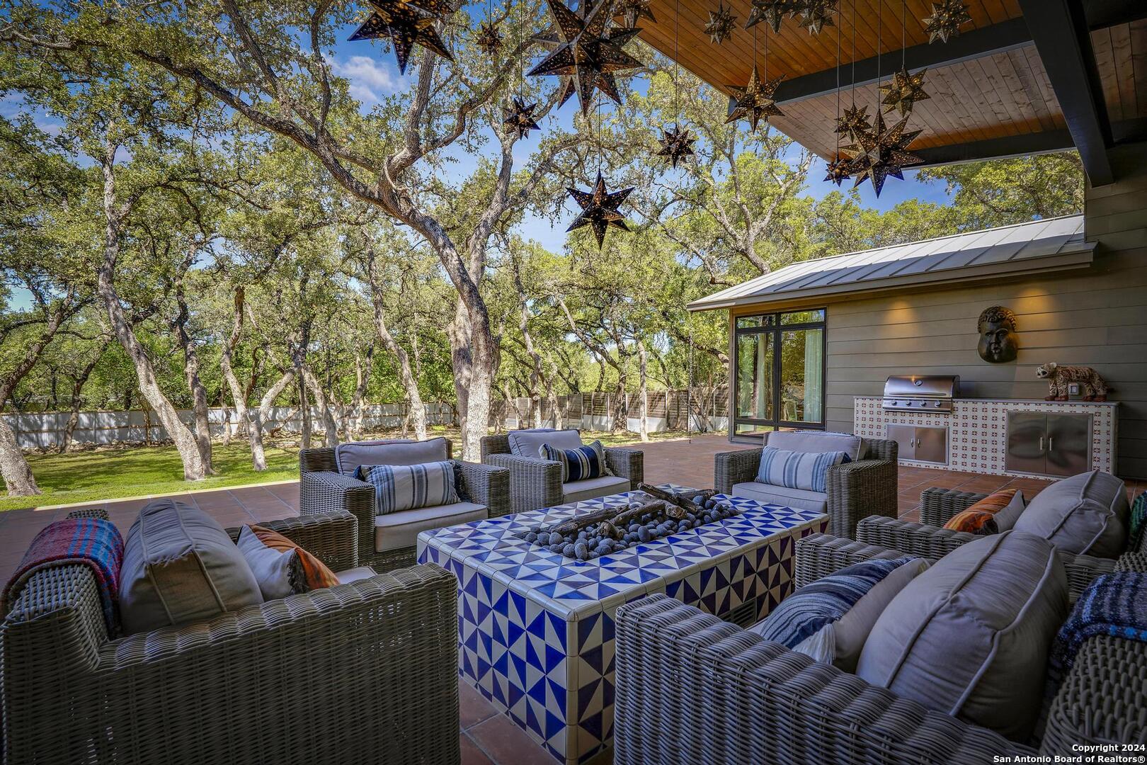 119 Canyon Oaks Dr