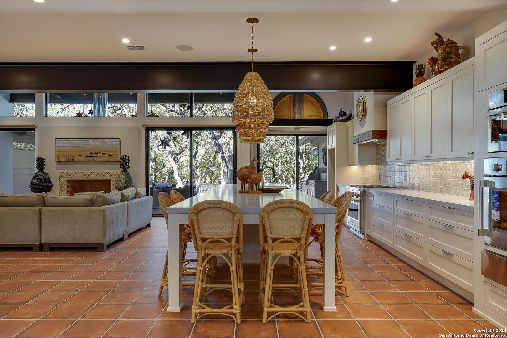 119 Canyon Oaks Dr