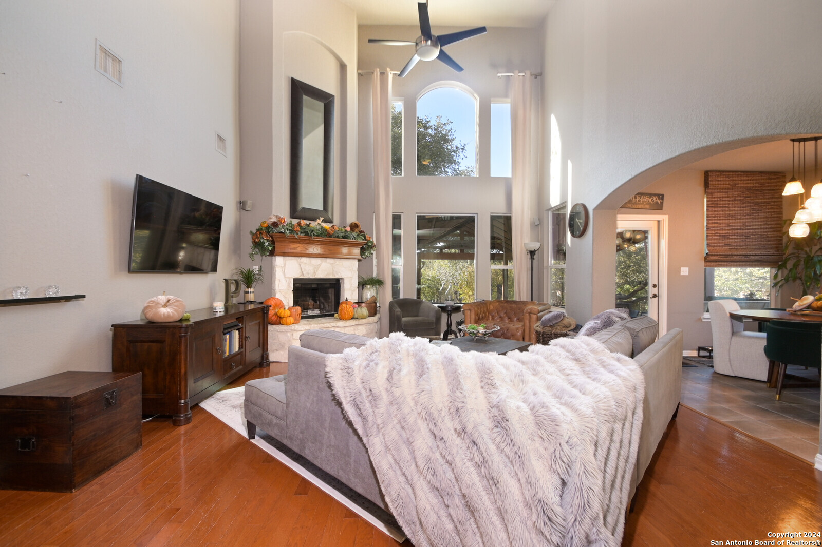 22215 Covella Ct