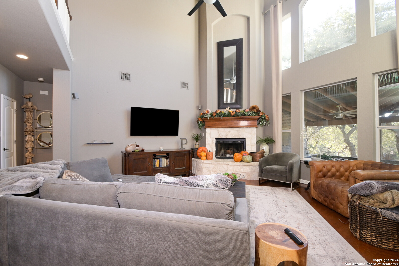 22215 Covella Ct