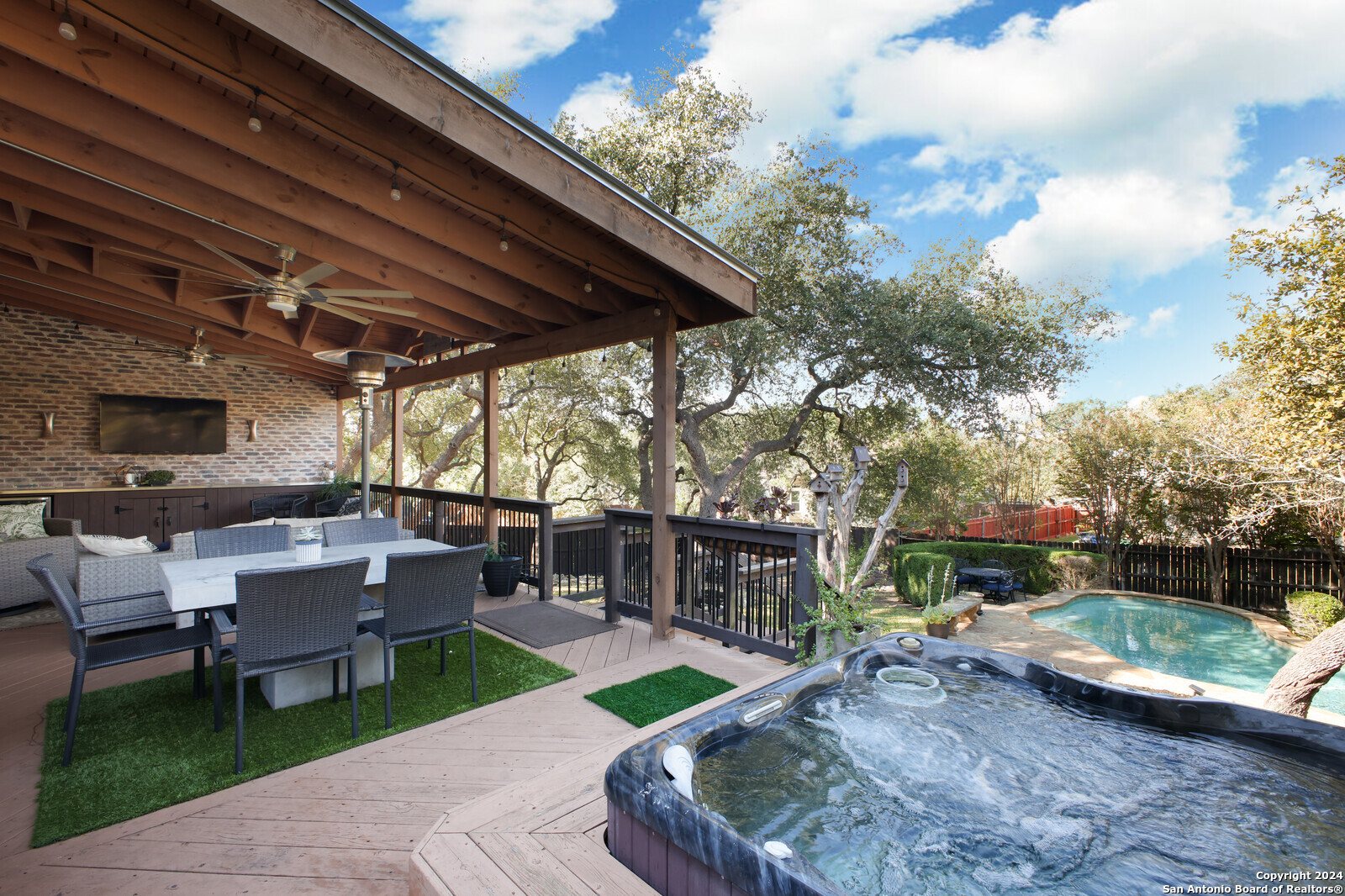 22215 Covella Ct
