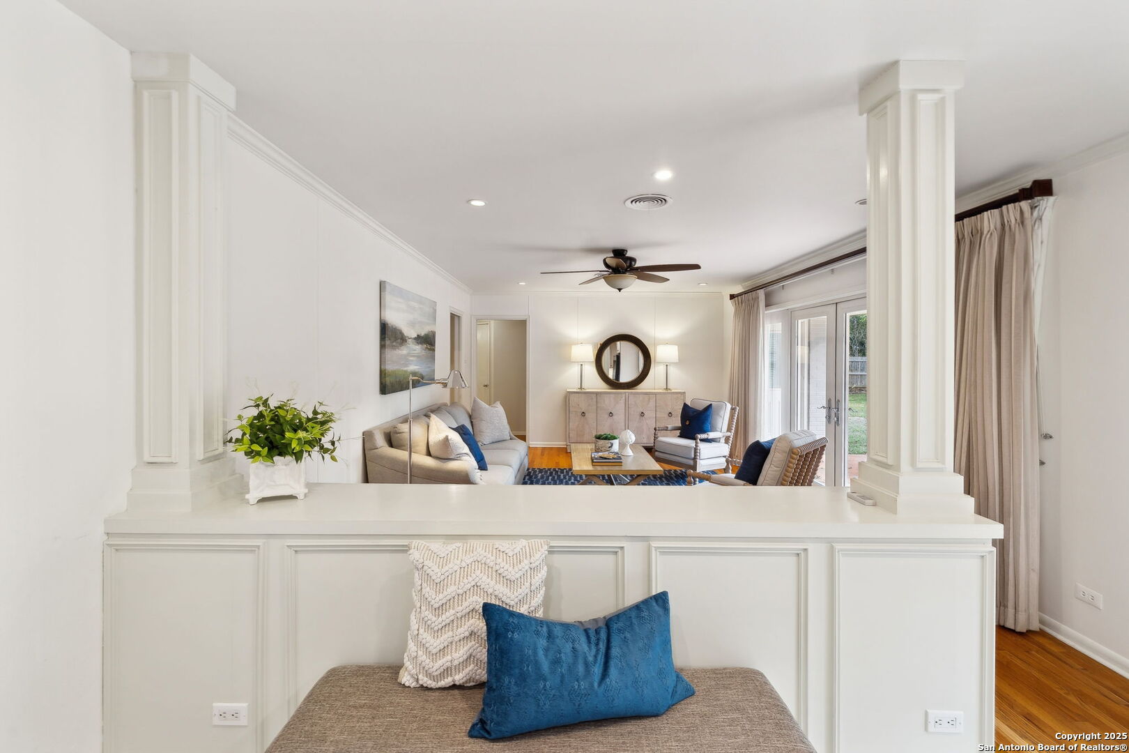 110 FIVE OAKS DR