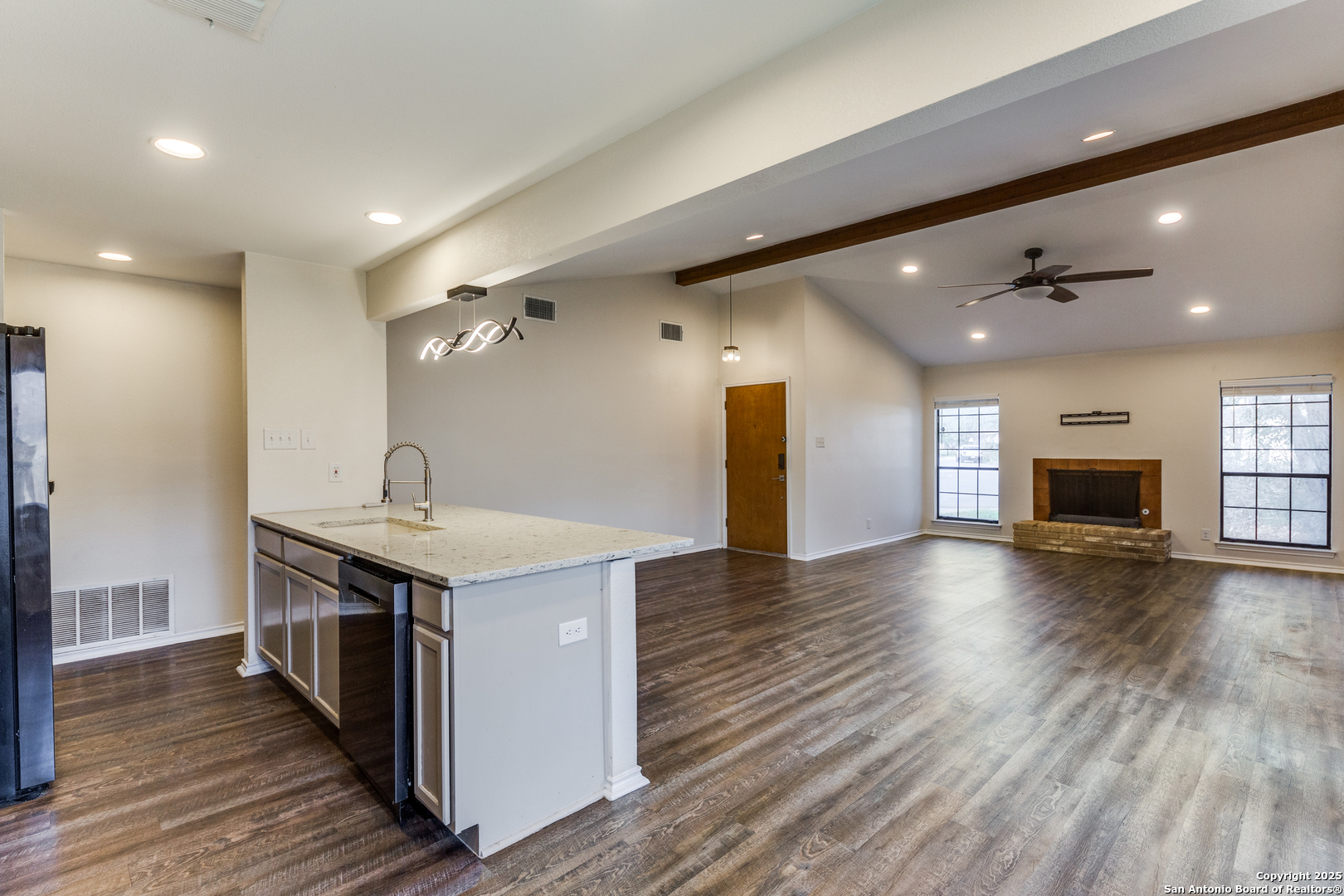 2278 Knights Wood