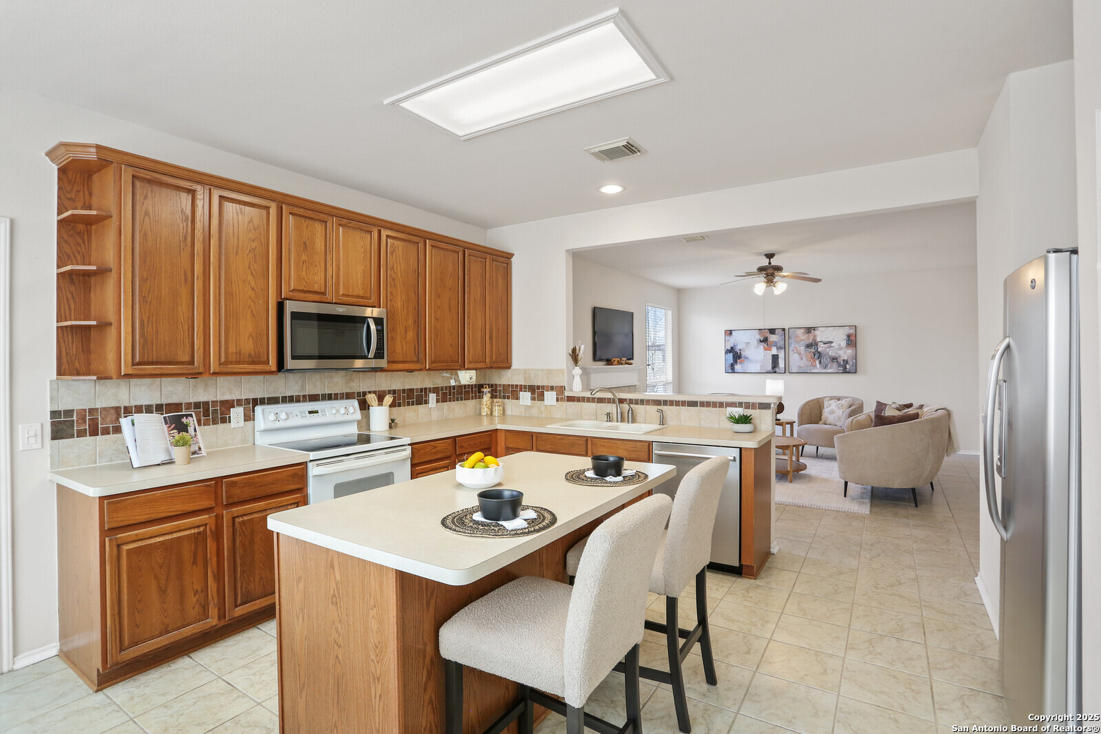 21011 Encino Dawn