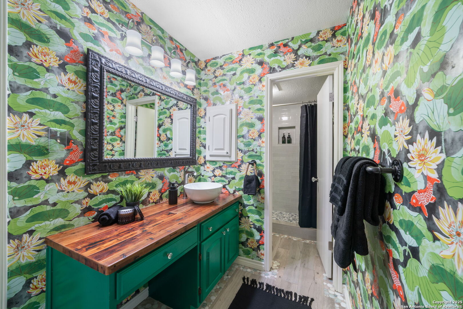 17403 Piney Woods Unit: 8101