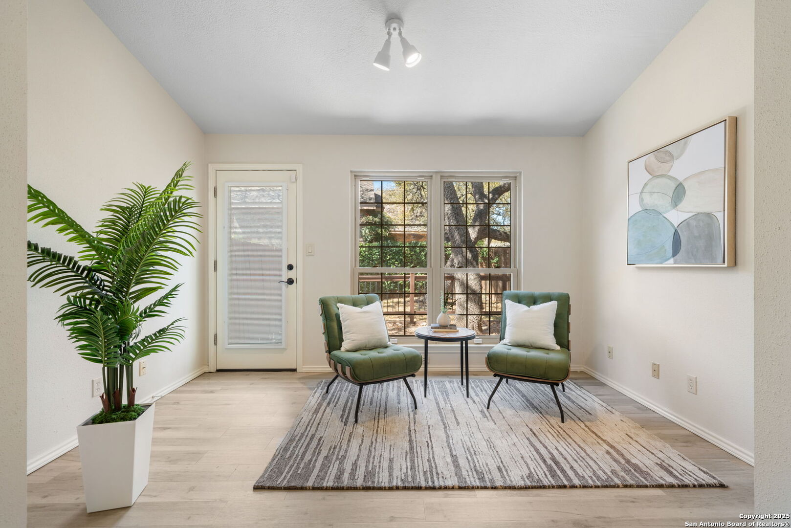 17403 Piney Woods Unit: 8101
