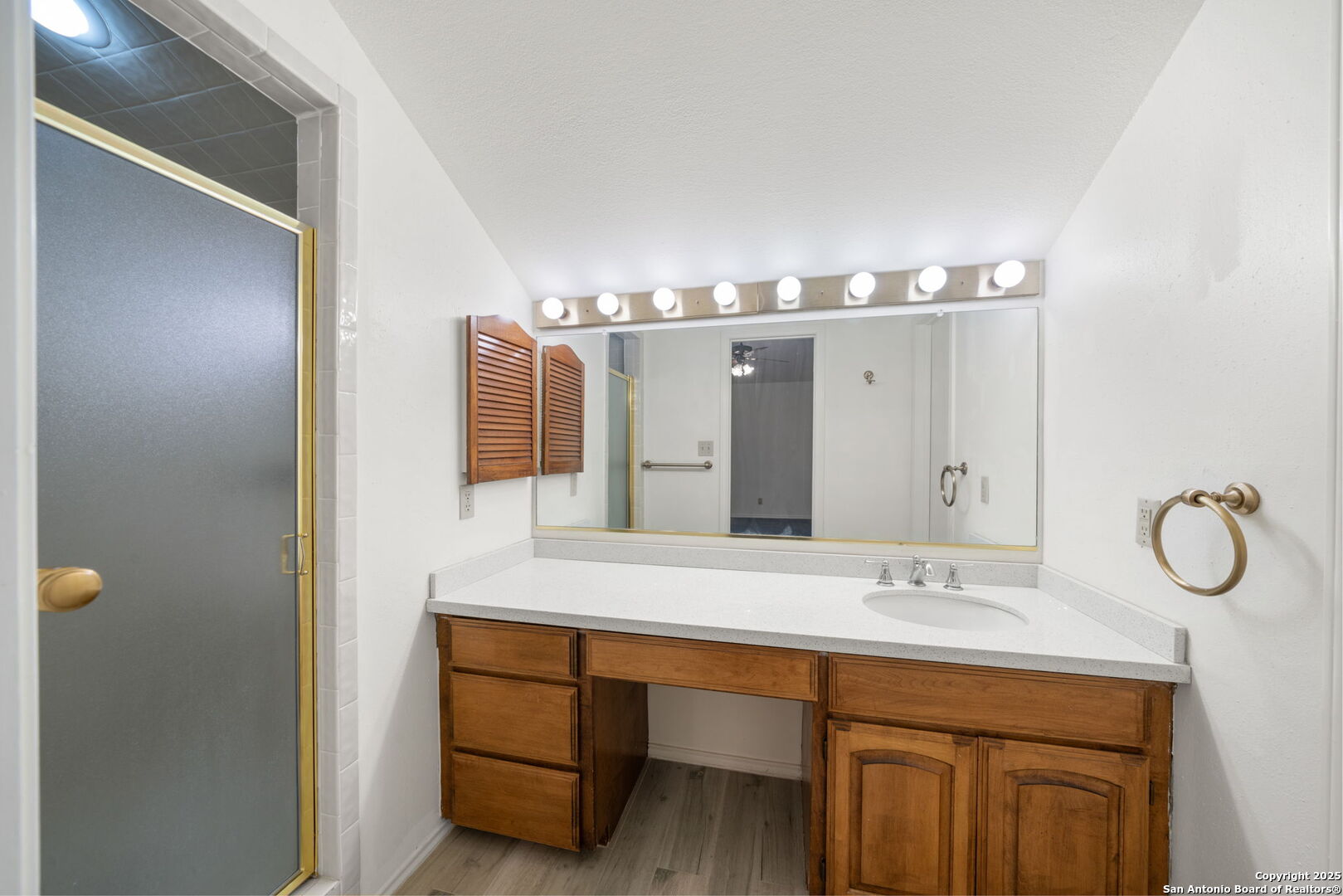 17403 Piney Woods Unit: 8101