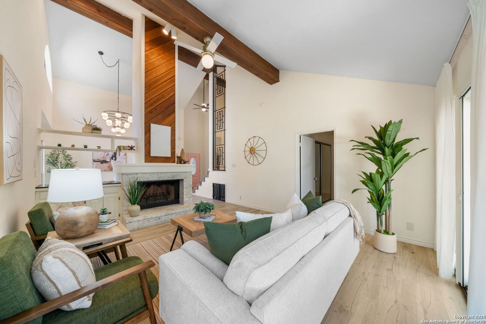 17403 Piney Woods Unit: 8101