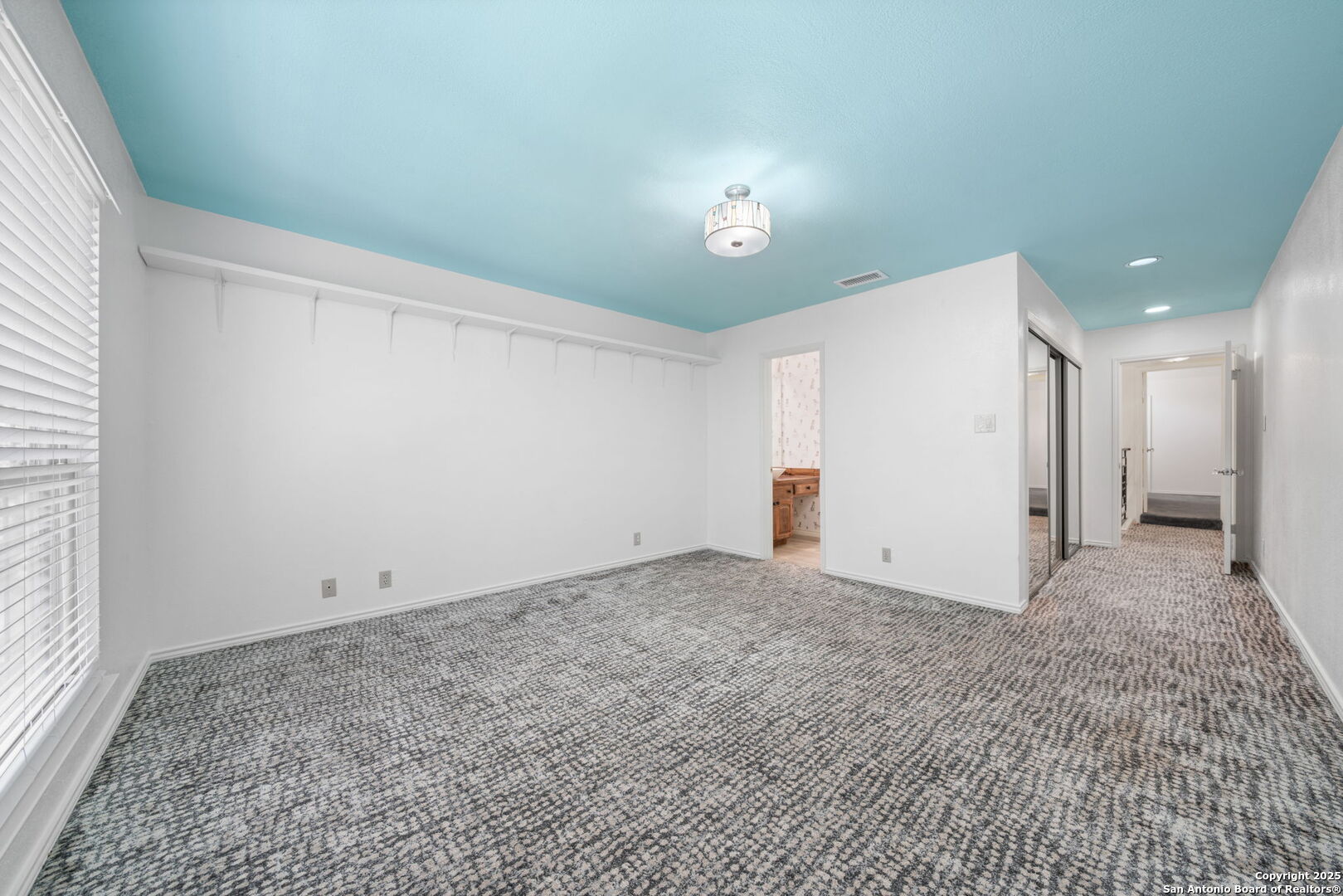 17403 Piney Woods Unit: 8101