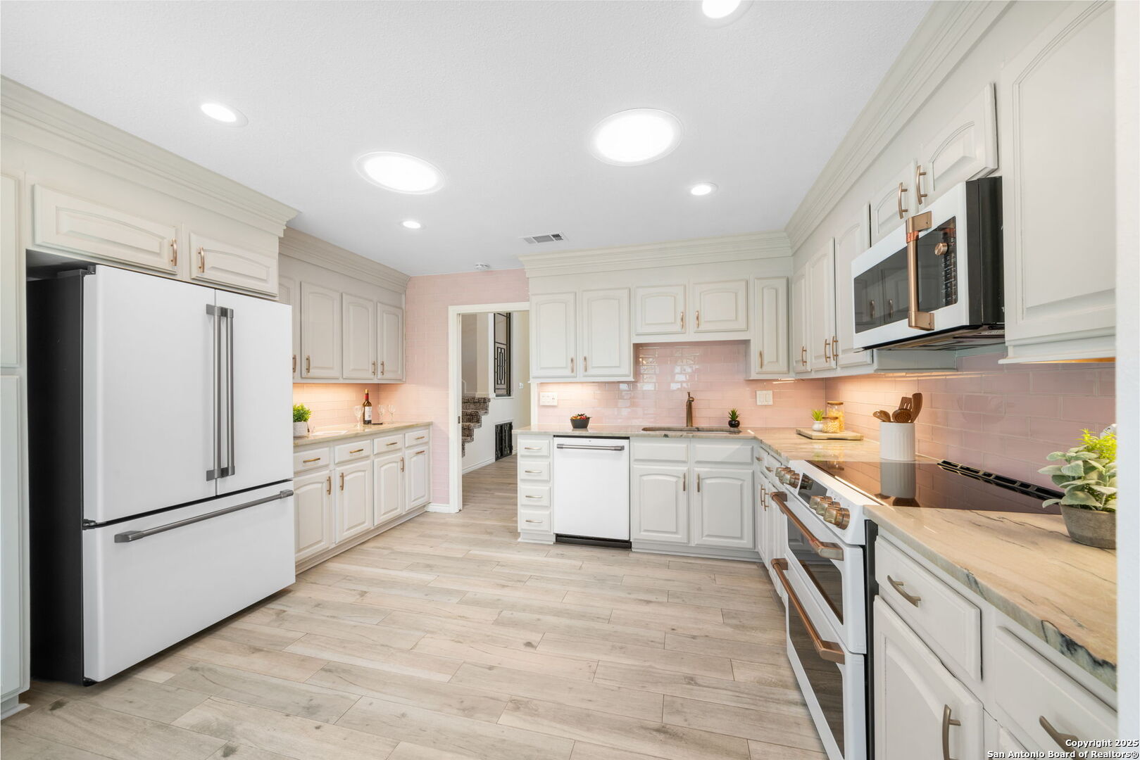 17403 Piney Woods Unit: 8101