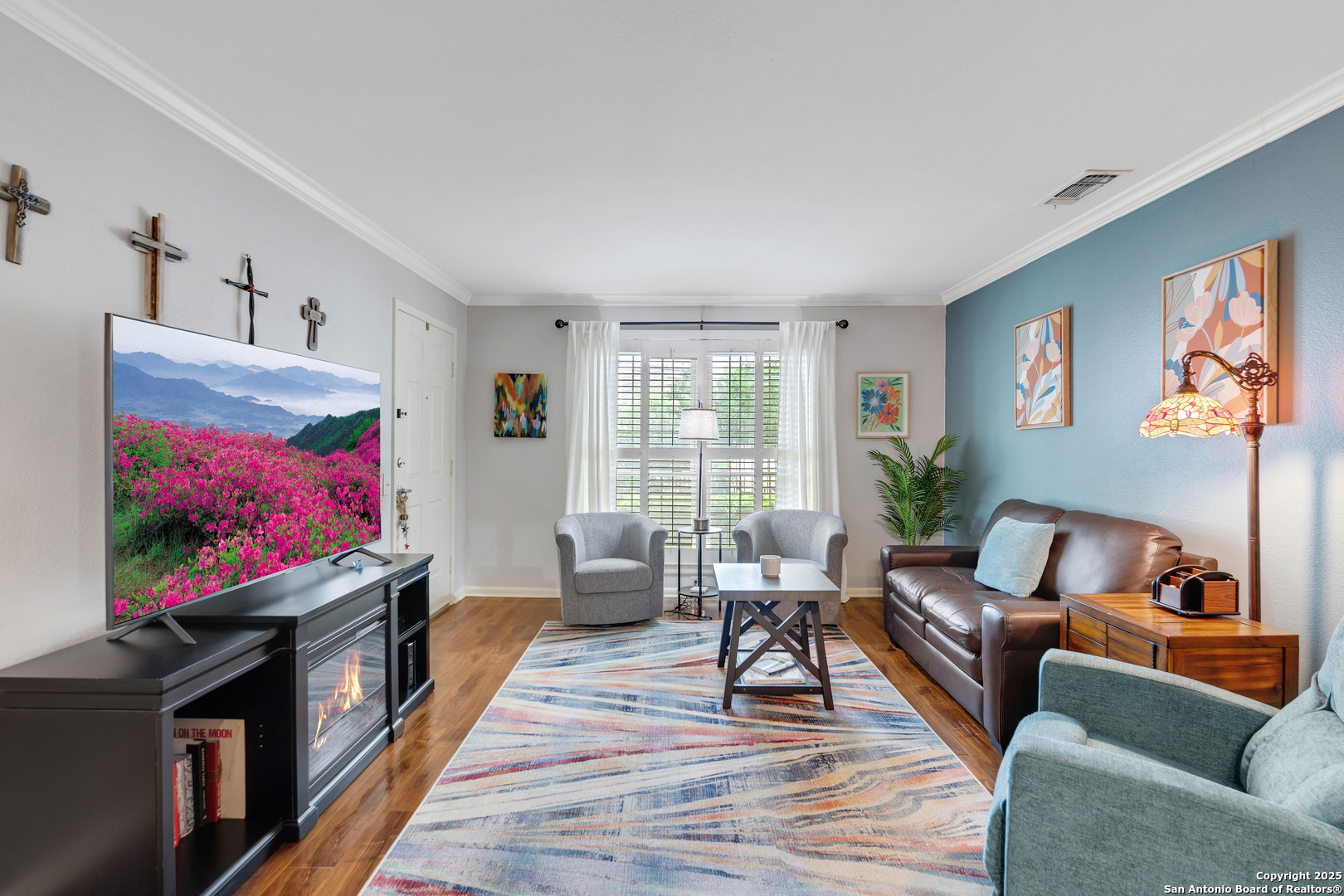 8415 Fredericksburg Unit: 101A