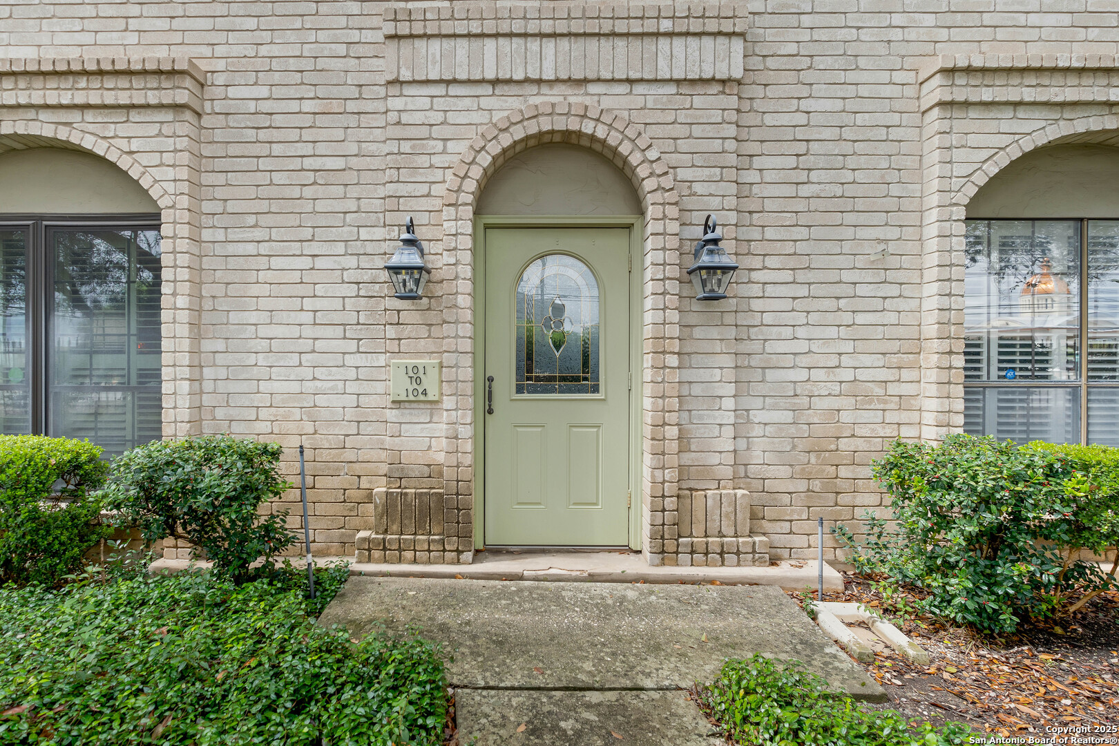 8415 Fredericksburg Unit: 101A