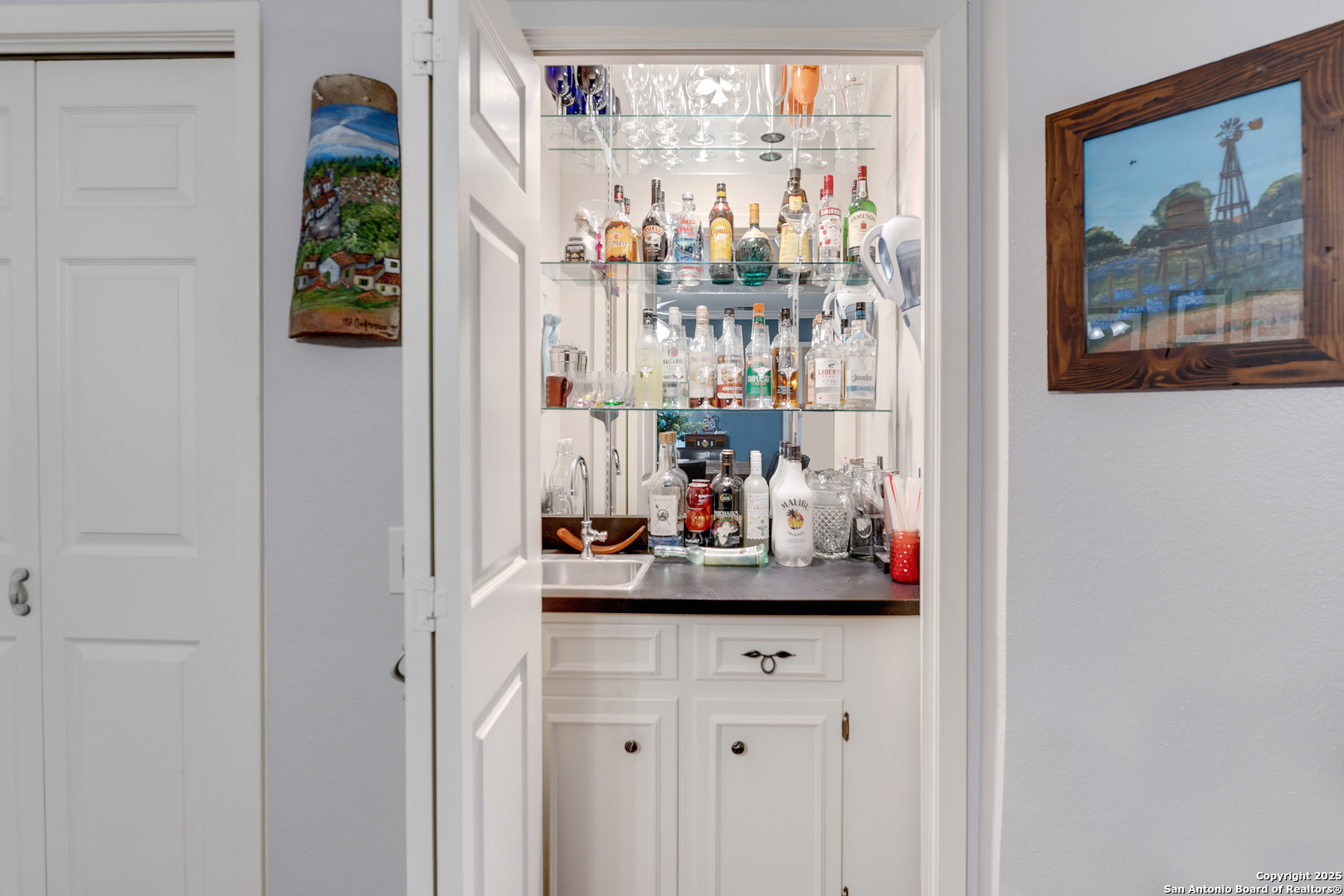 8415 Fredericksburg Unit: 101A