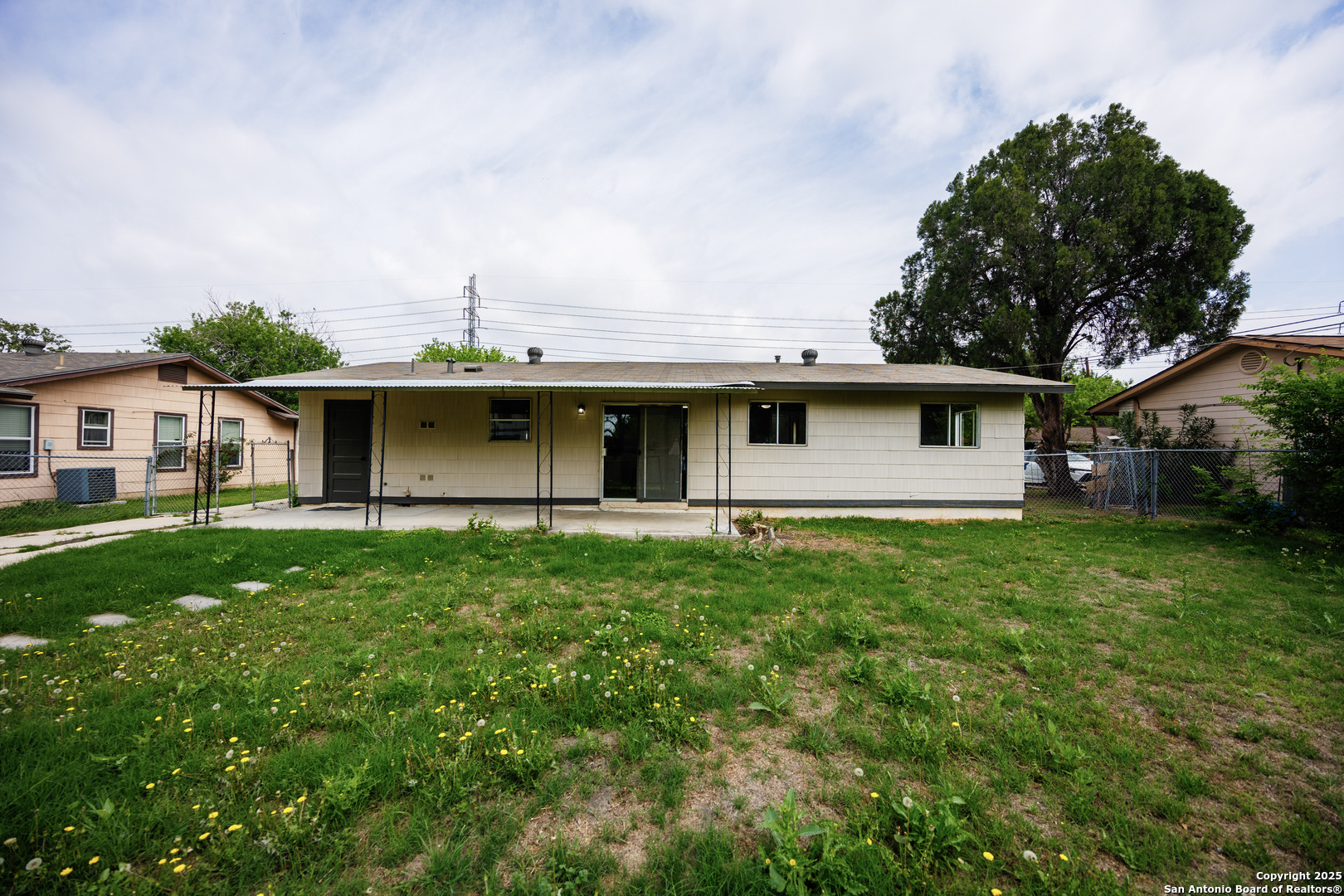 5218 Swann