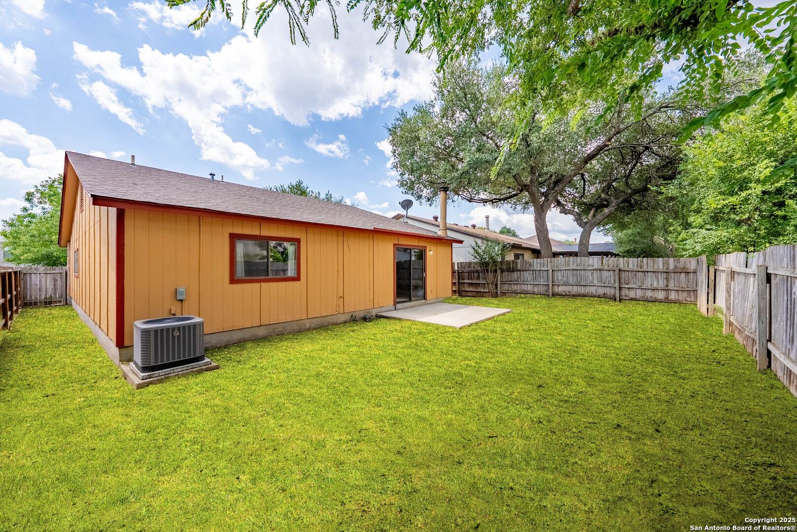 7651 Cascade Oak